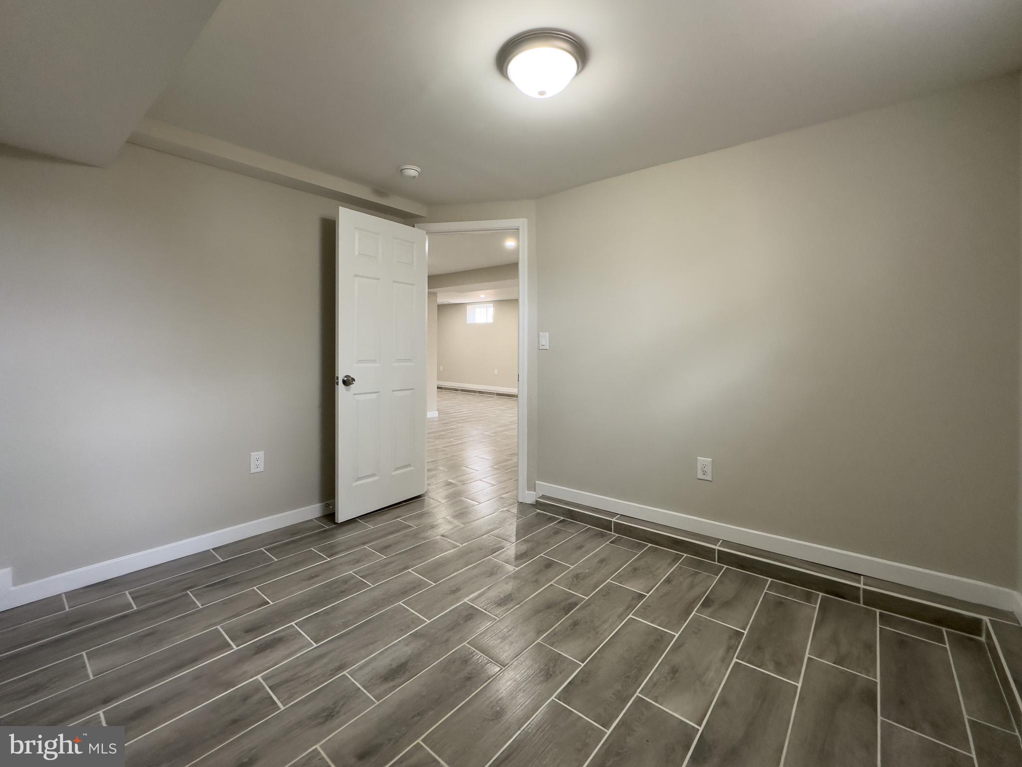 BRENTWOOD - Residential