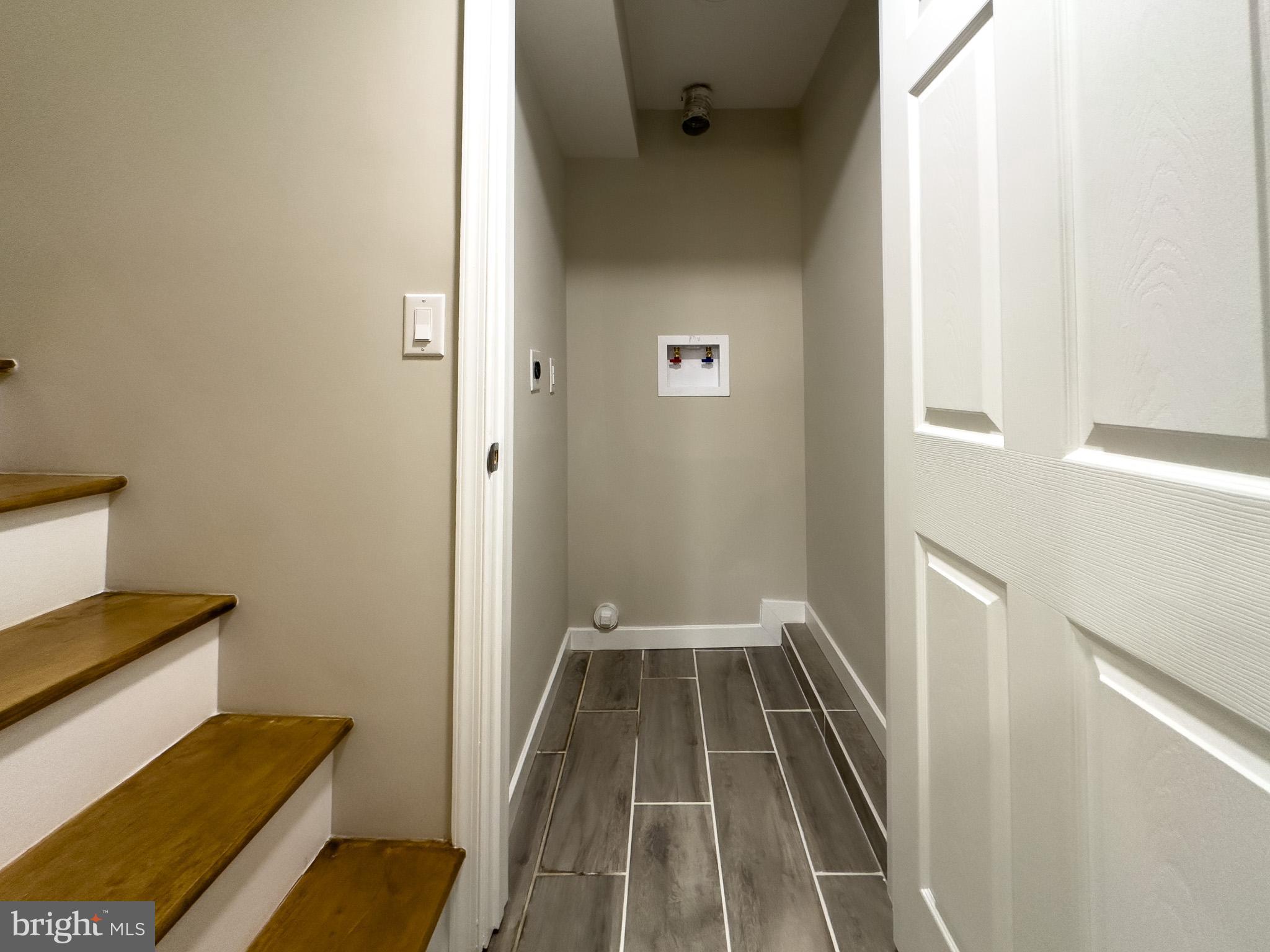 BRENTWOOD - Residential