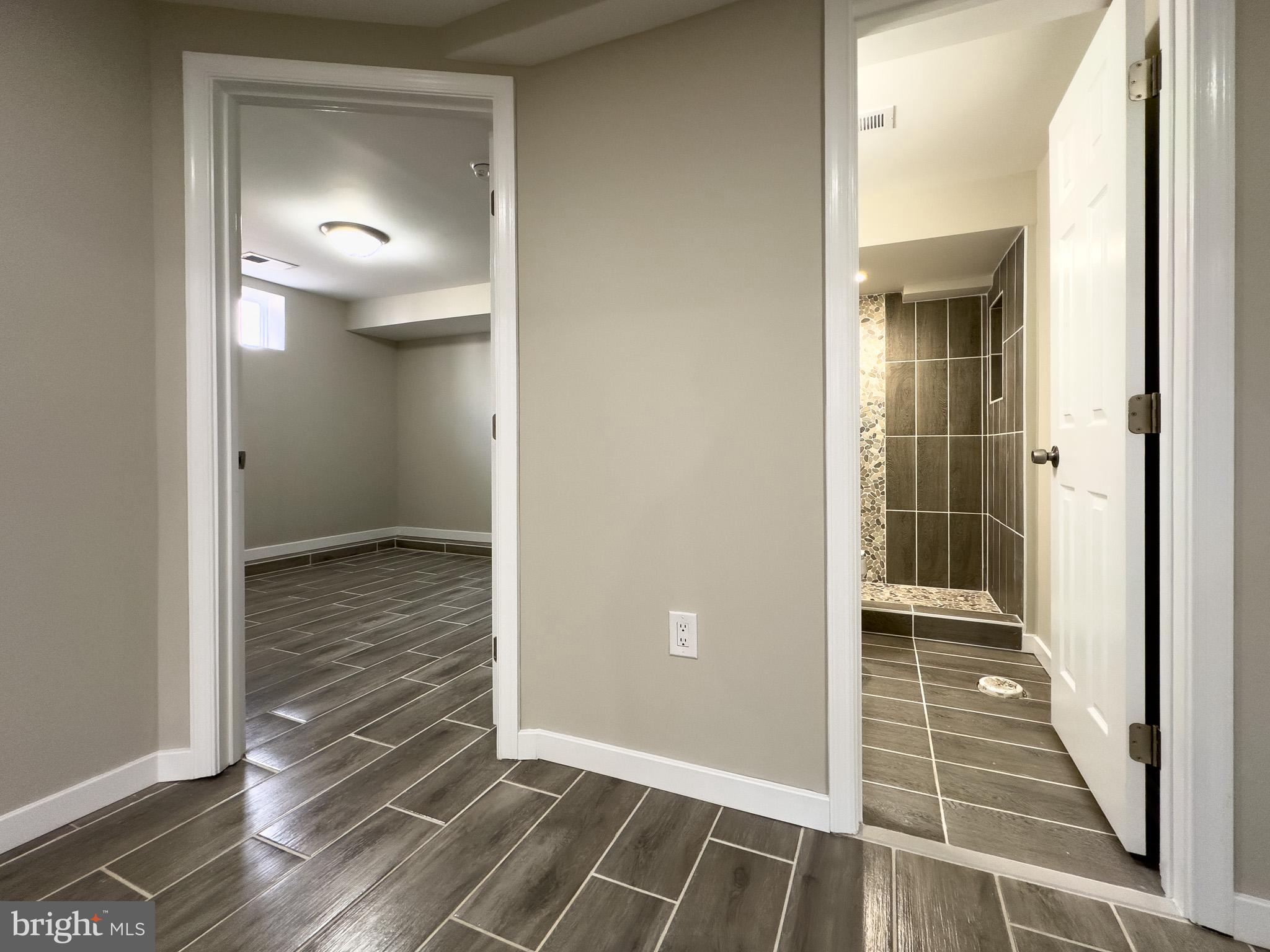 BRENTWOOD - Residential