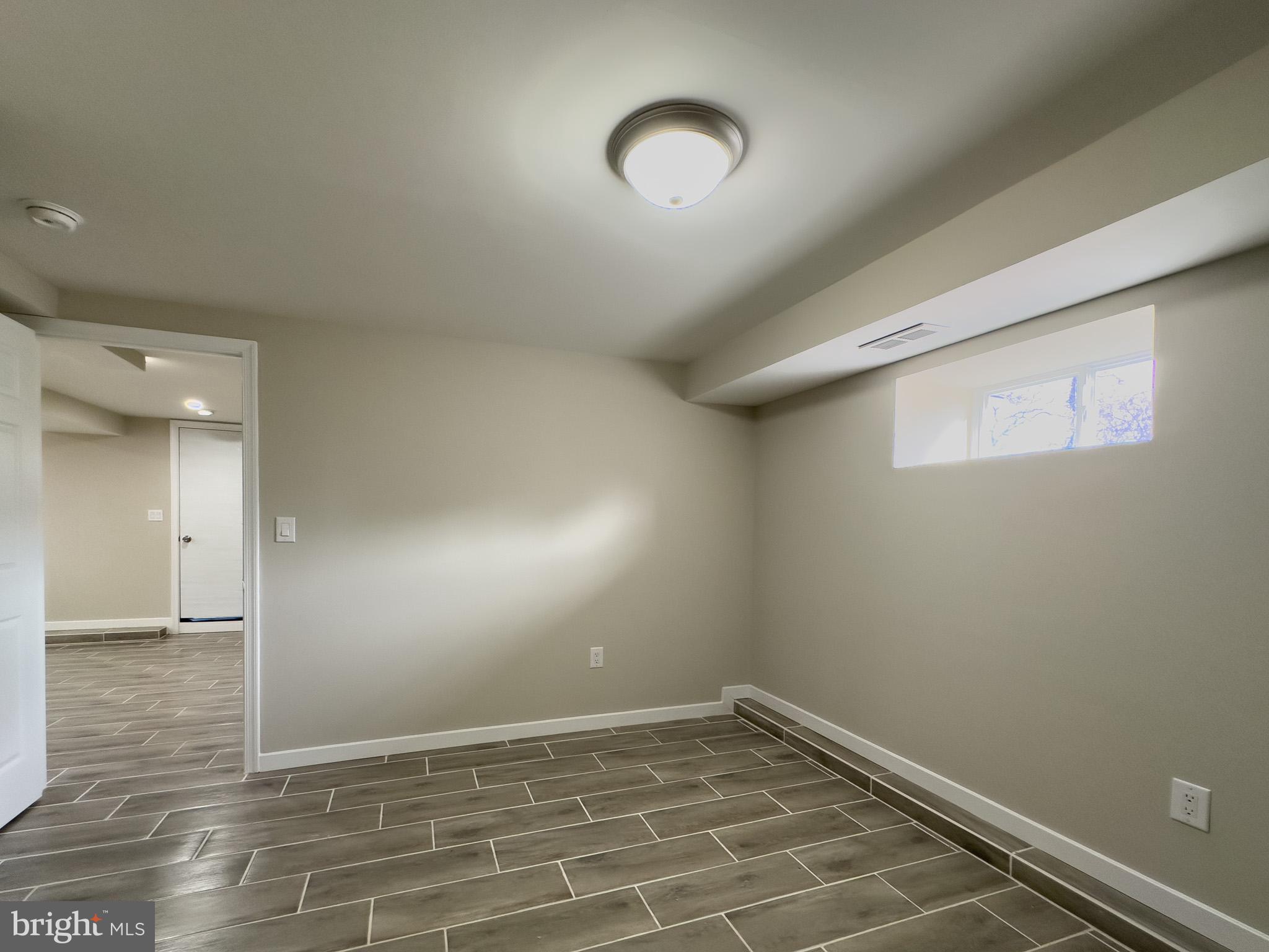 BRENTWOOD - Residential