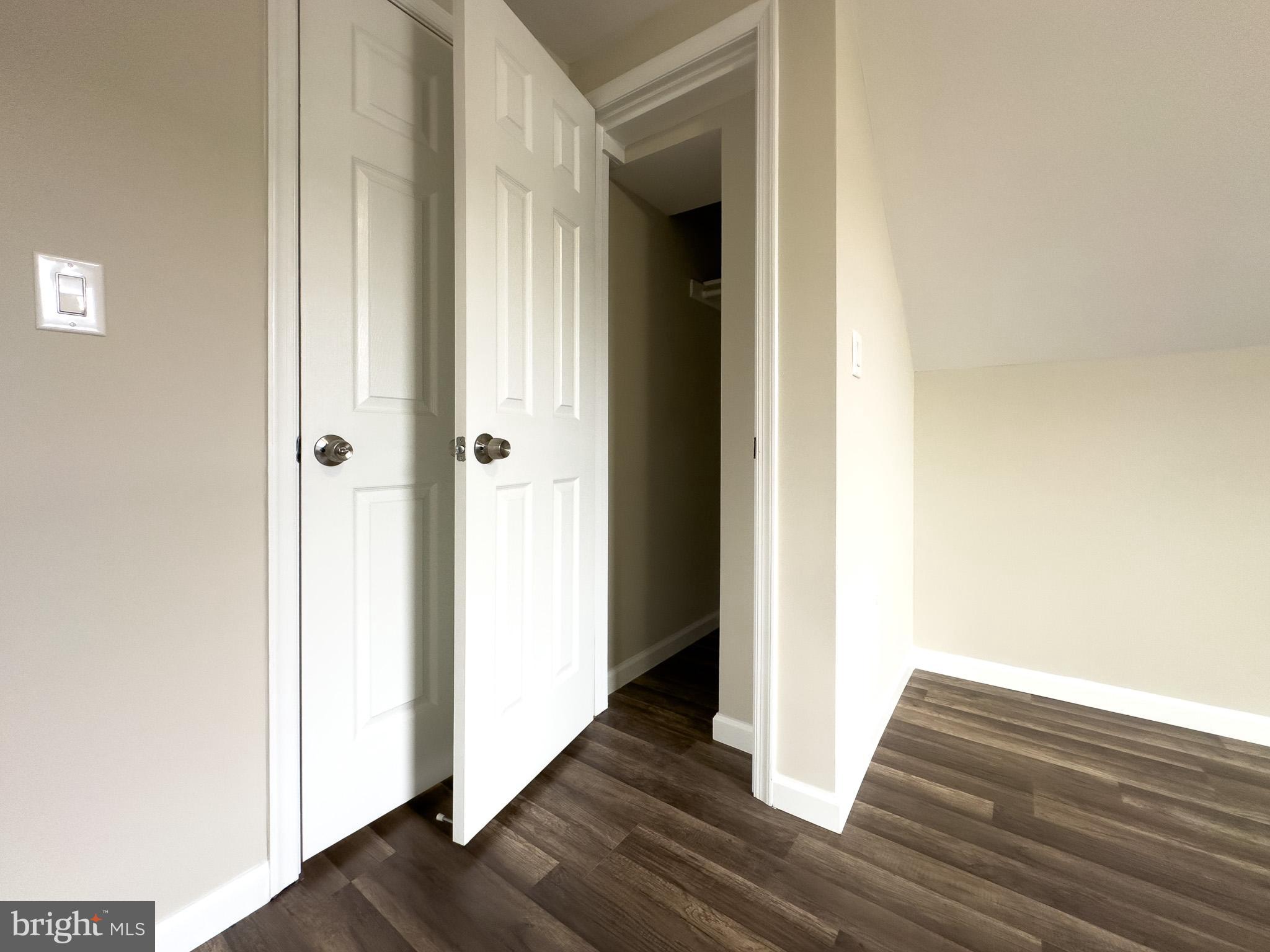 BRENTWOOD - Residential