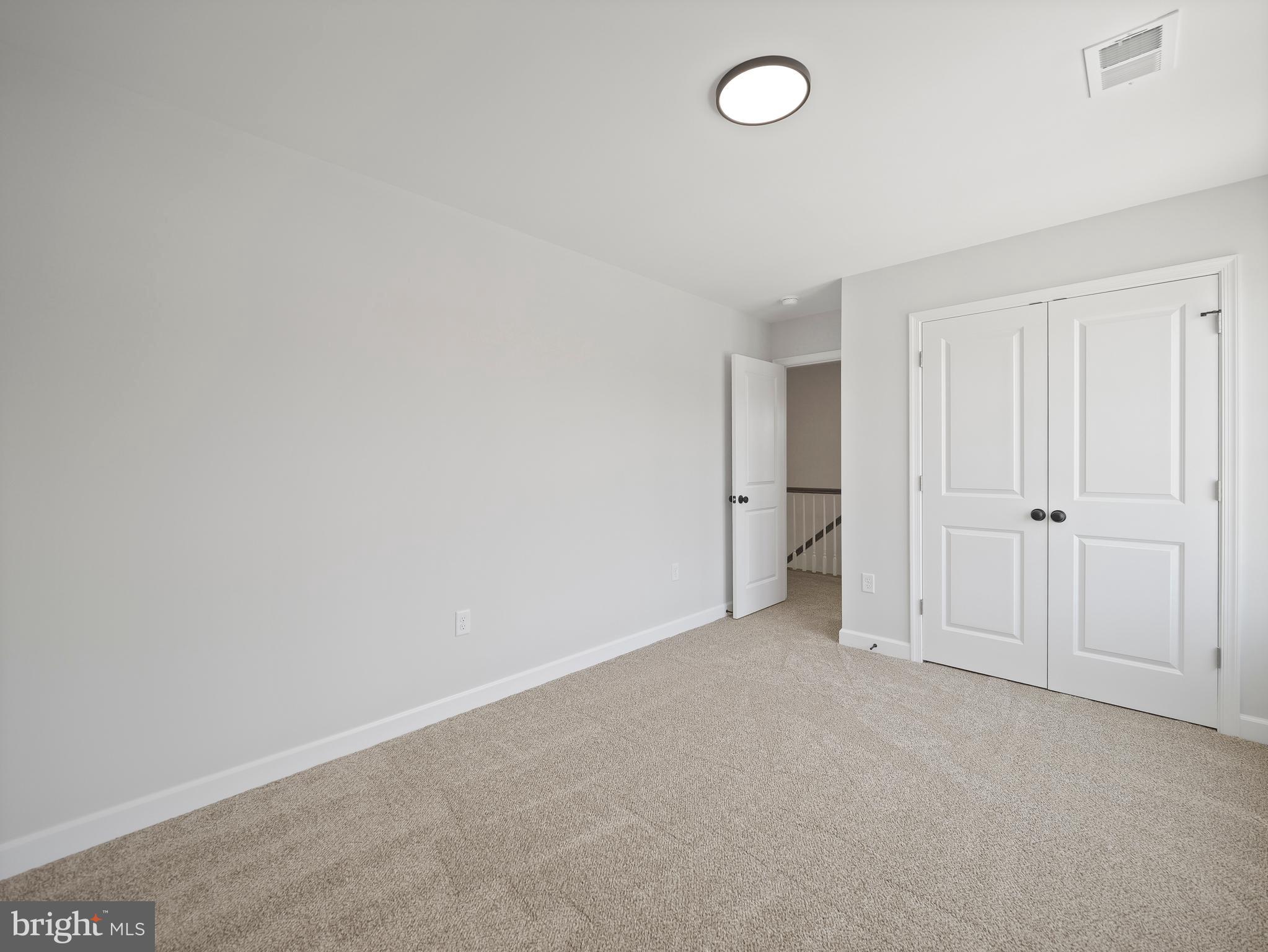 MIDDLE CREEK VISTAS - Residential