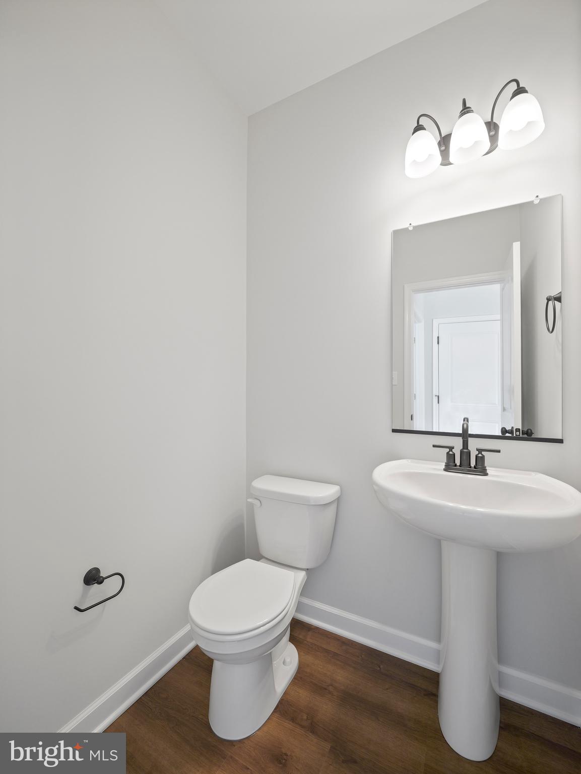 MIDDLE CREEK VISTAS - Residential