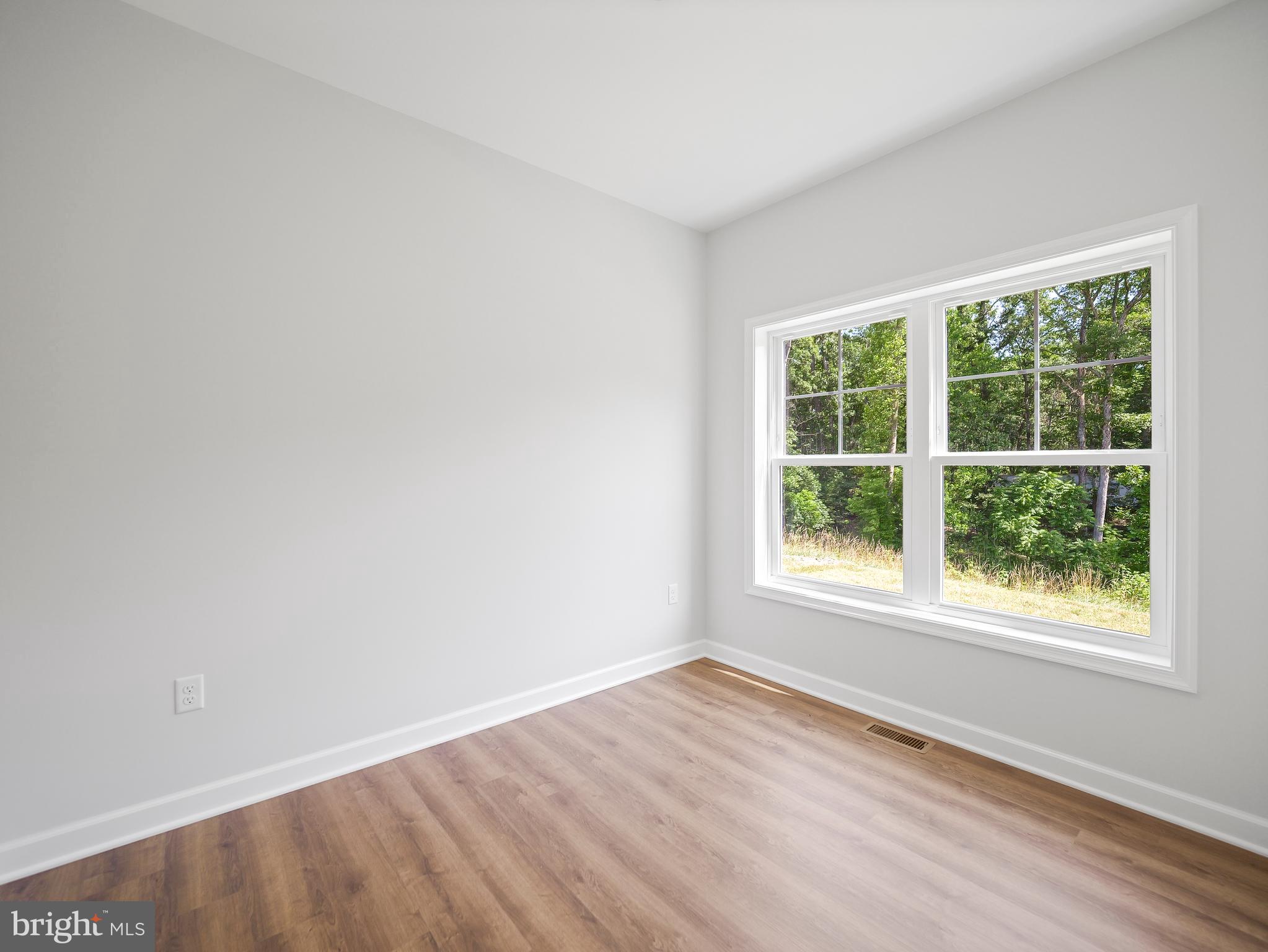 MIDDLE CREEK VISTAS - Residential