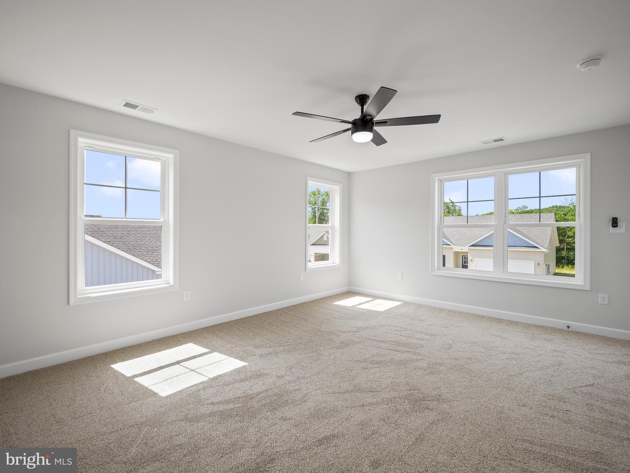 MIDDLE CREEK VISTAS - Residential