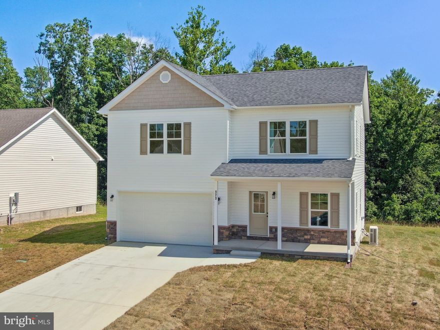 This completed home is ready to move in. Act now and the Seller will give a $5,000 closing cost credit if the Buyer closes on or before November 25, 2025. Warfield Homes Inc. has been building custom homes in the Northern Shenandoah Valley for over 30 years. You'll love the openness of the floor plan, the 9' ceilings & the luxury vinyl plank flooring. The kitchen is beautifully finished with soft close white cabinets, stainless steel appliances & sparkling white quartz countertops. There is a convenient office space on the main level. The spacious owners suite features a stunning tile shower, dual sinks & a walk-in closet.  The laundry room is located on the bedroom level. Enjoy morning coffee on the covered front porch. A $2,000 closing cost credit & a free appraisal are available with the use of the builder's preferred lender.