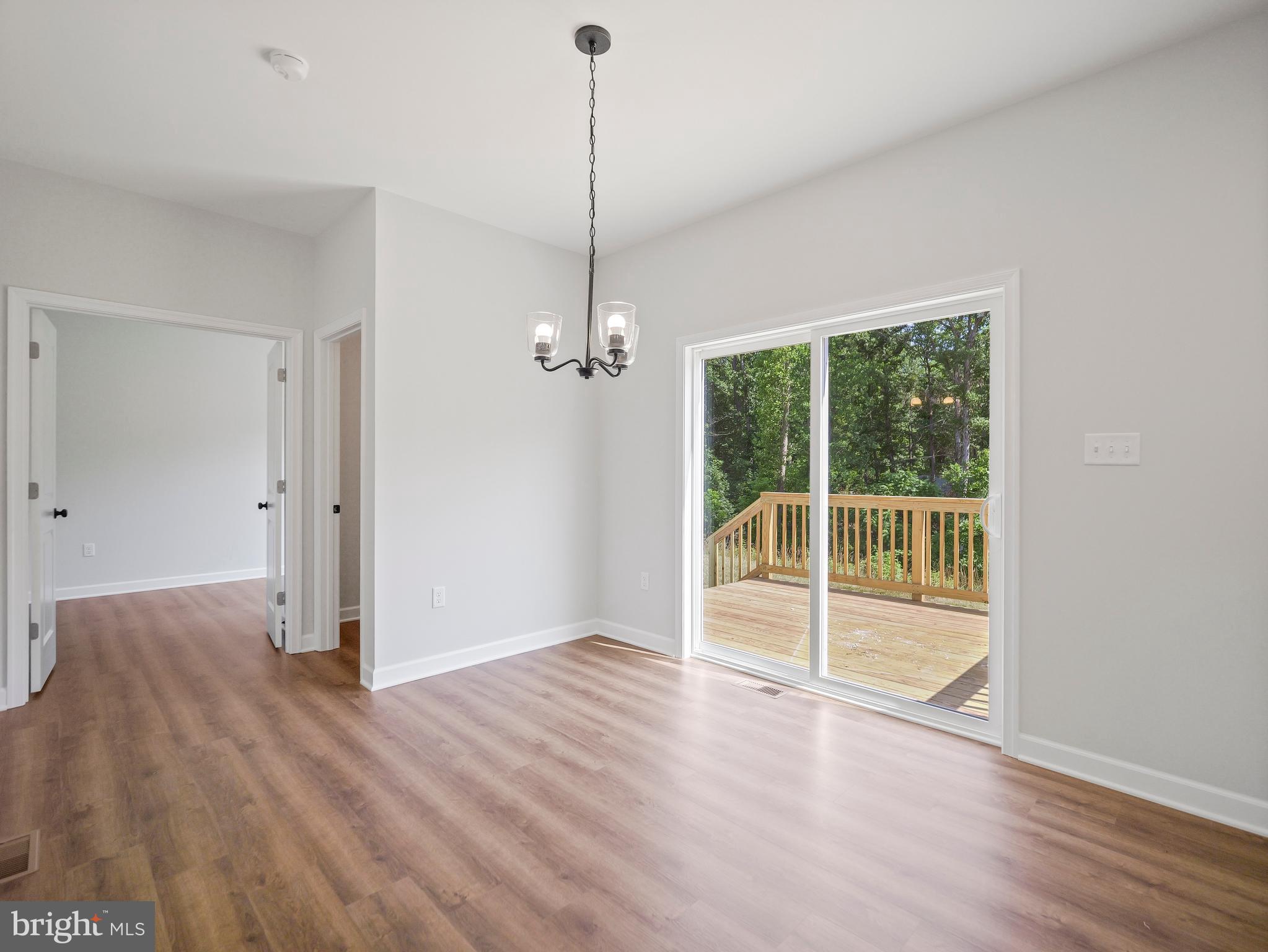 MIDDLE CREEK VISTAS - Residential