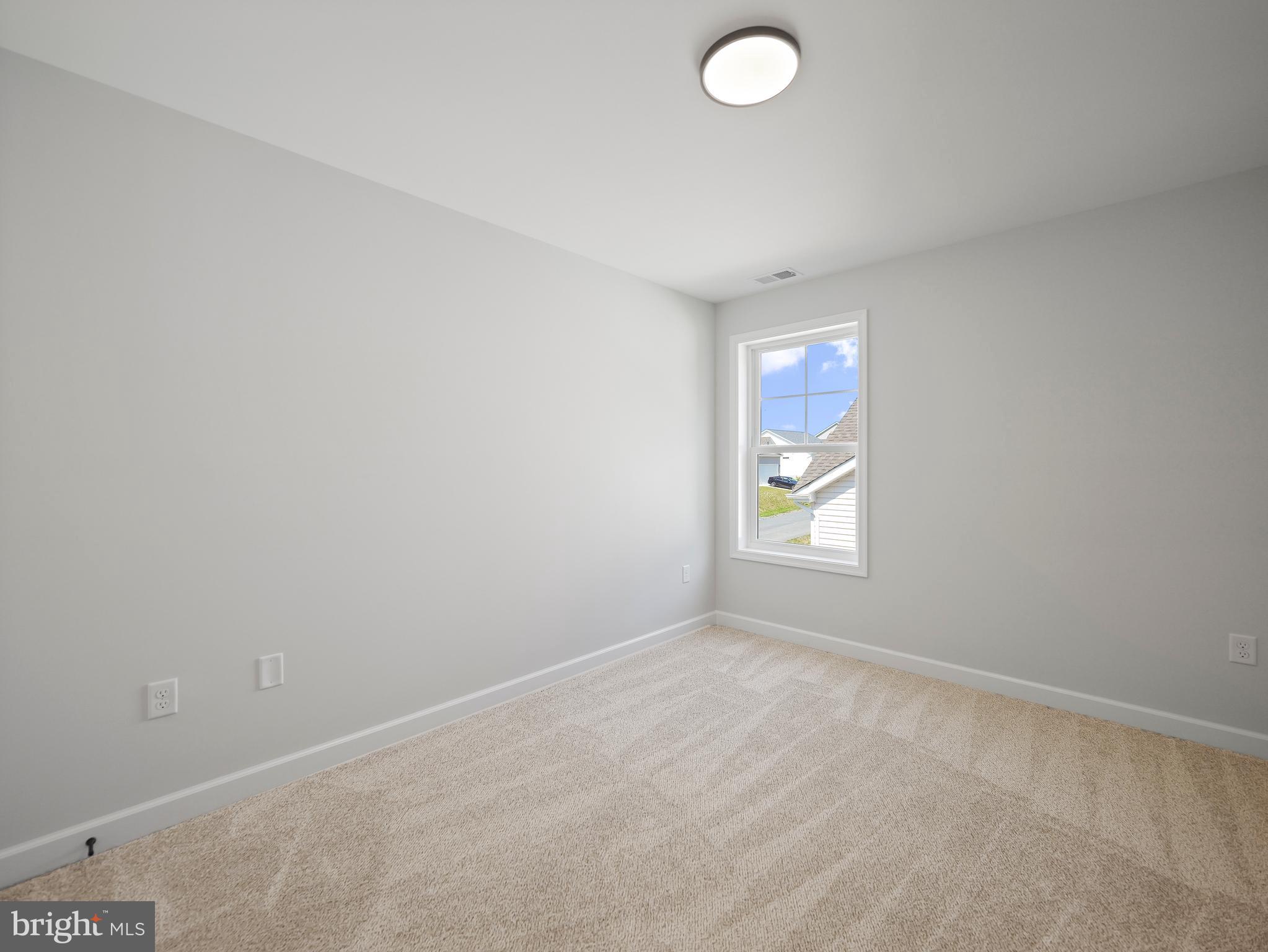 MIDDLE CREEK VISTAS - Residential