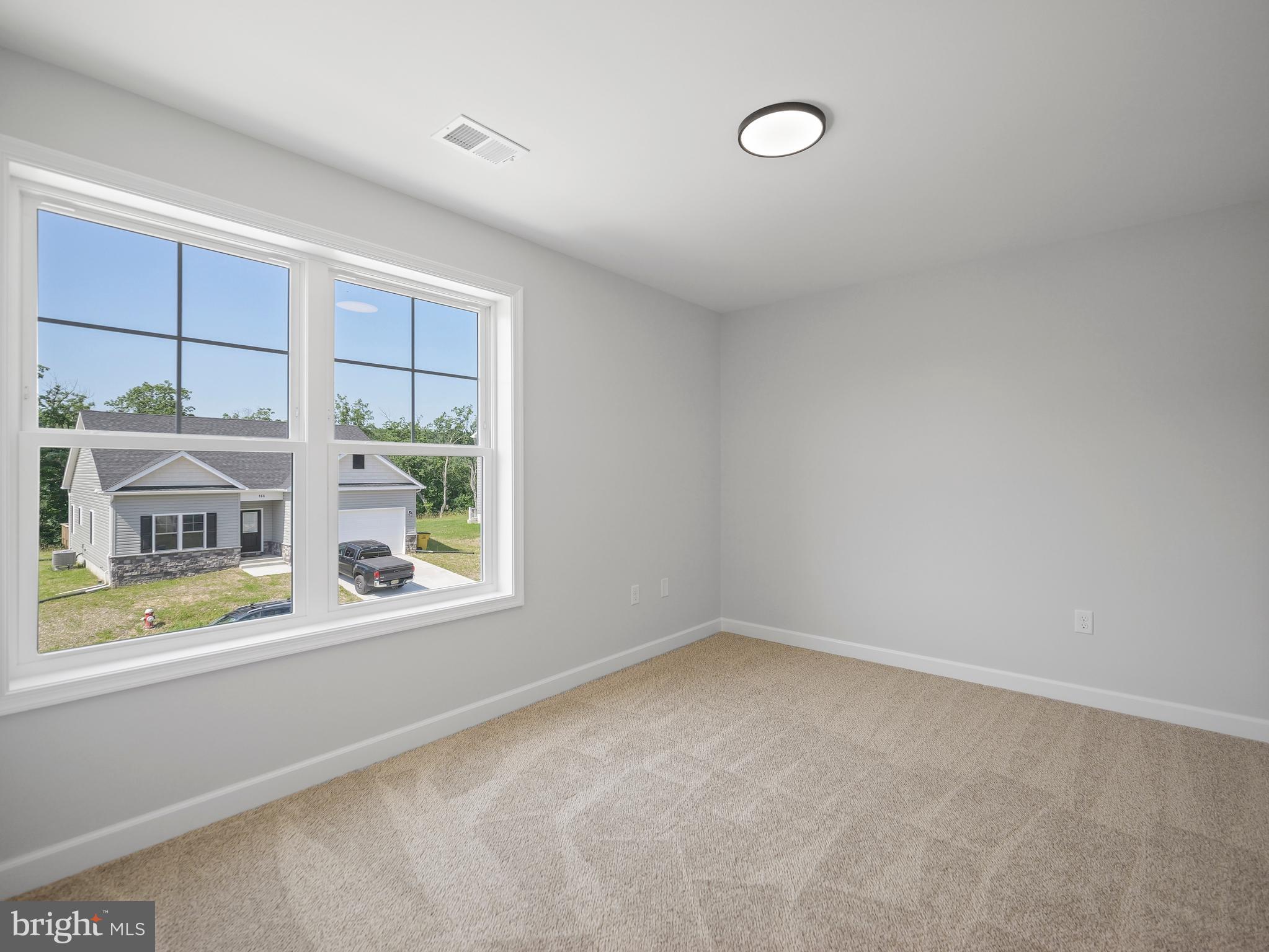 MIDDLE CREEK VISTAS - Residential