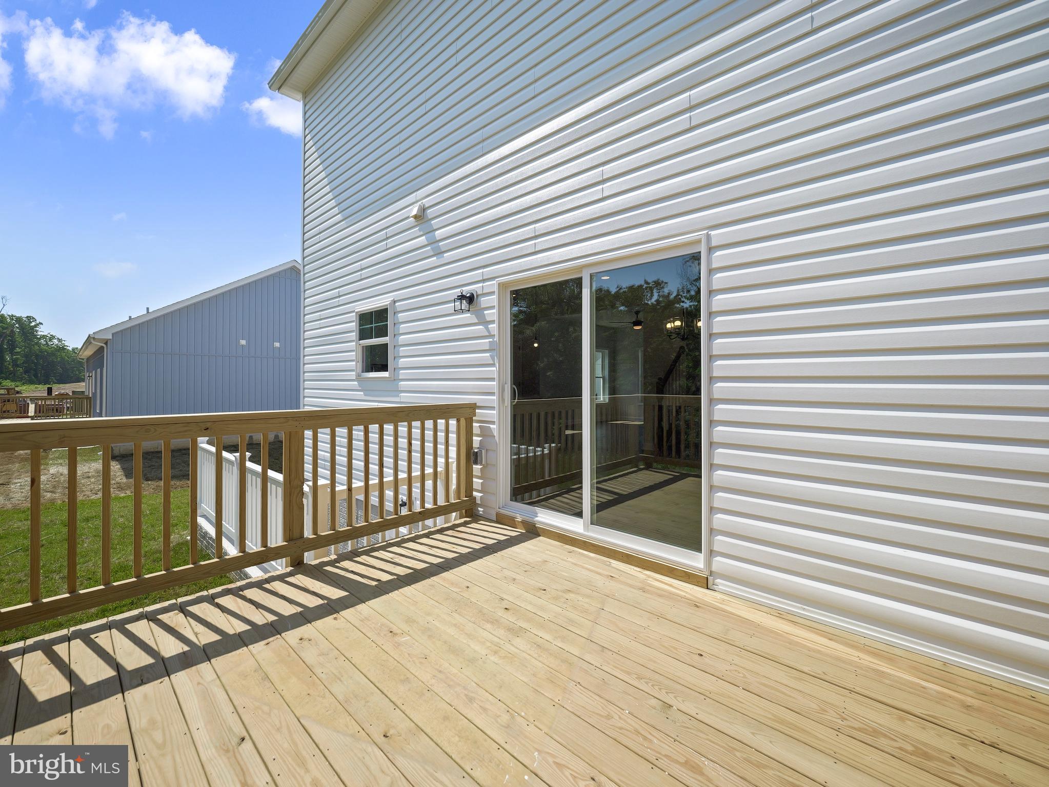 MIDDLE CREEK VISTAS - Residential