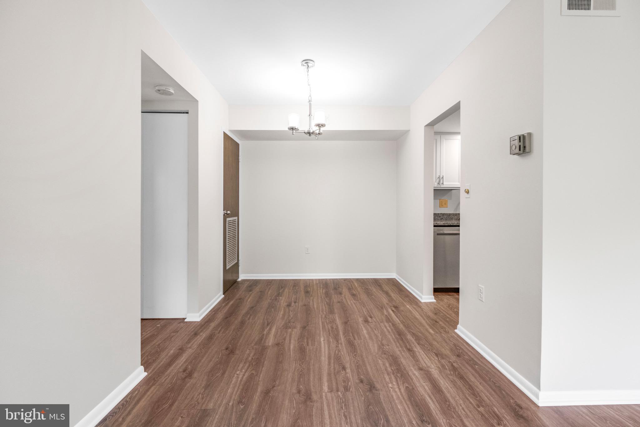 HUNTING RIDGE CONDOMINIUM - Residential Lease