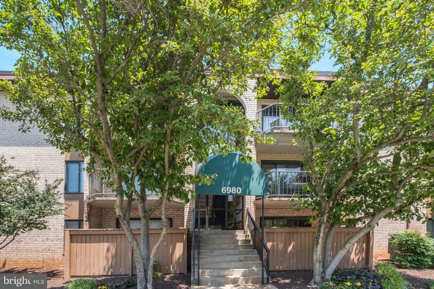 Charming 1 BR/1 BA Condo in Greenbelt! Featuring beautiful hardwood flooring, and neutral-toned walls. Spacious and bright living area! The updated kitchen comes with sleek stainless-steel appliances and a separate dining area, ideal for meals and gatherings. A large bedroom with ample closet space, this home is perfect for relaxation and convenience. Step outside to your private balcony, or enjoy the community amenities including a tennis court, pool, and party room. Washer and dryer in-unit for added convenience and all utilities are included in rent, except for the internet!

Sorry, no pets.

Property could be subject to Move In/Move Out Fees. Please contact the Leasing Agent for more information.

Application Qualifications: Minimum monthly income 3 times the tenant’s portion of the monthly rent, acceptable rental history, acceptable credit history and acceptable criminal history. More specific information provided with the application.

All Bay Management Group residents are automatically enrolled in the Resident Benefits Package (RBP) for $39.95/month, which includes renters insurance, credit building to help boost your credit score with timely rent payments, $1M Identity Protection, HVAC air filter delivery (for applicable properties), move-in concierge service making utility connection and home service setup a breeze during your move-in, our best-in-class resident rewards program, and much more! The Resident Benefits Package is a voluntary program and may be terminated at any time, for any reason, upon thirty (30) days’ written notice. Tenants that do not upload their own renters insurance to the Tenant portal 5 days prior to move in will be automatically included in the RBP and the renters insurance program. More details upon application.