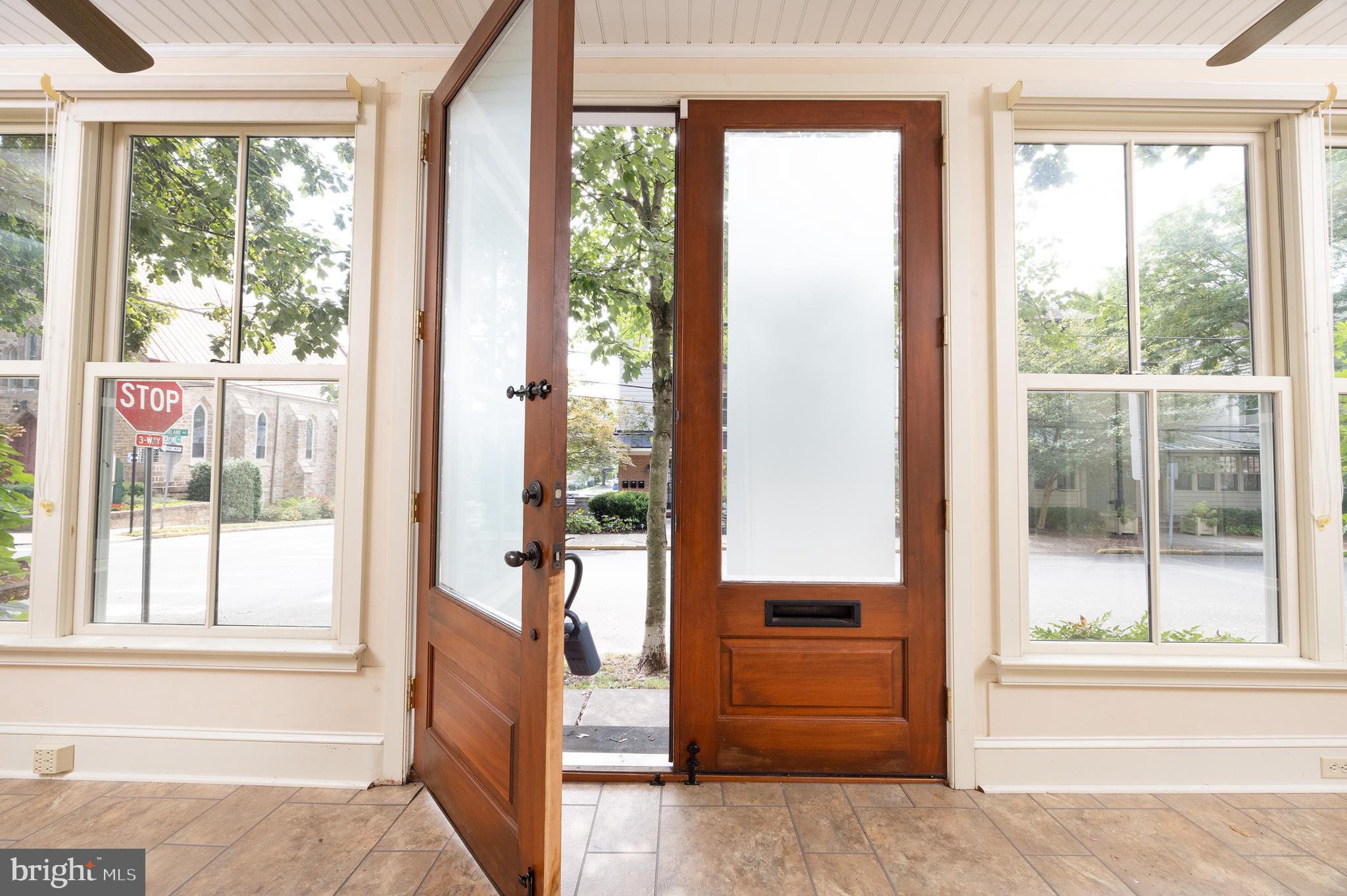 DOYLESTOWN BORO - Commercial Sale