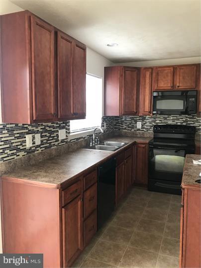 WILDERNESS SHORES - Residential Lease