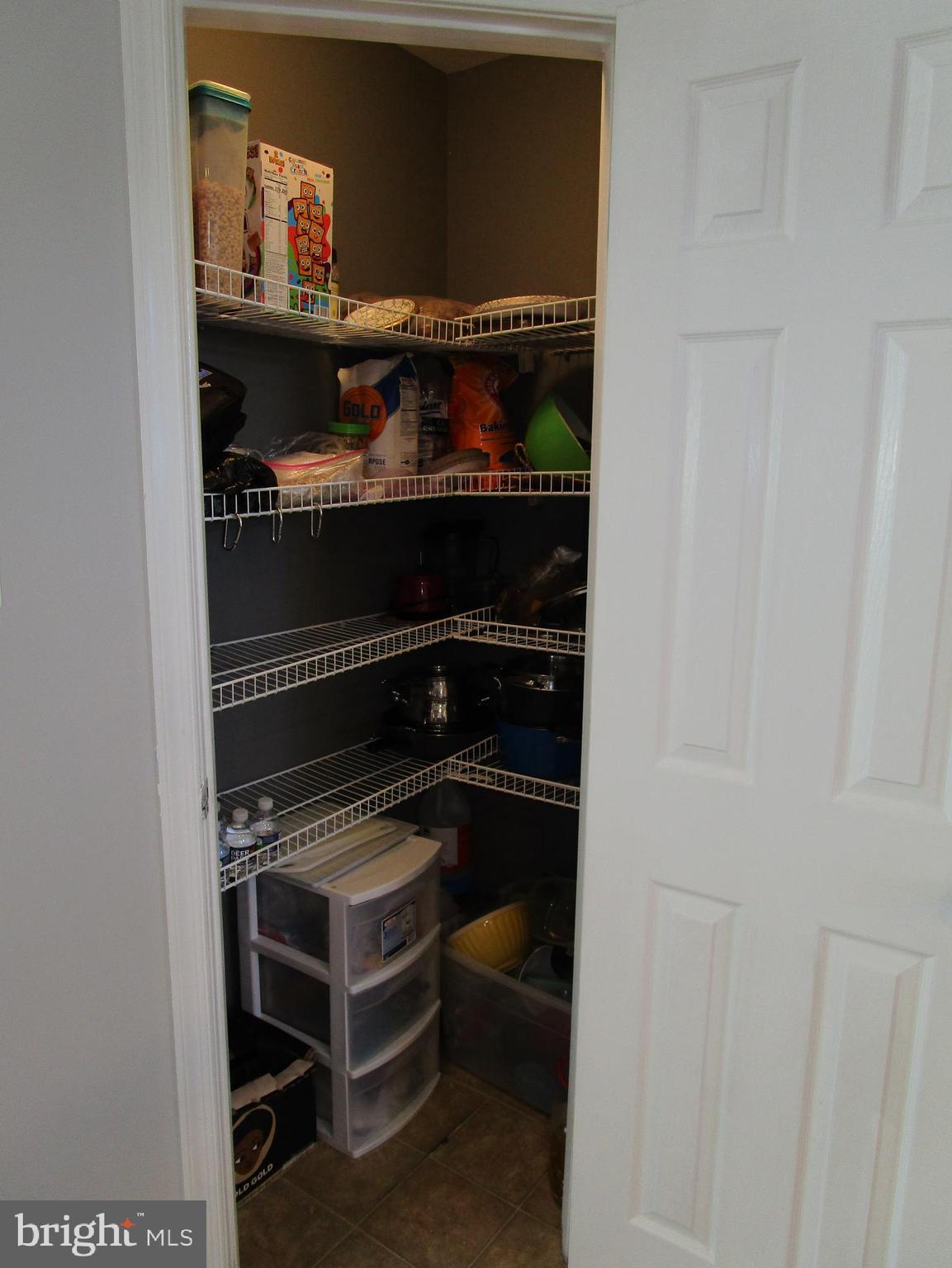 AUTUMN HILLS - Residential Lease