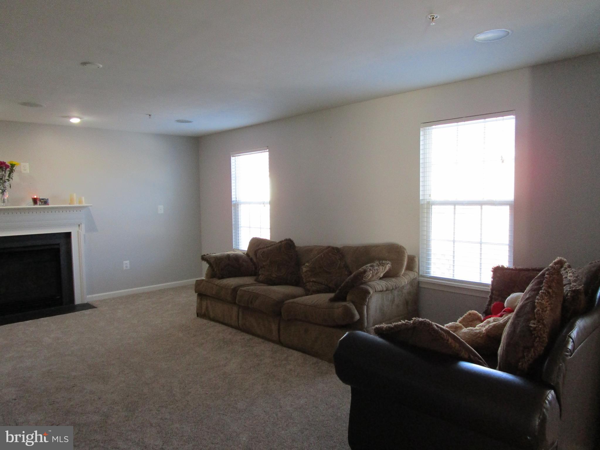 AUTUMN HILLS - Residential Lease