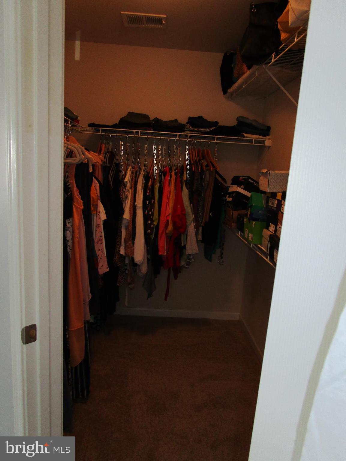 AUTUMN HILLS - Residential Lease