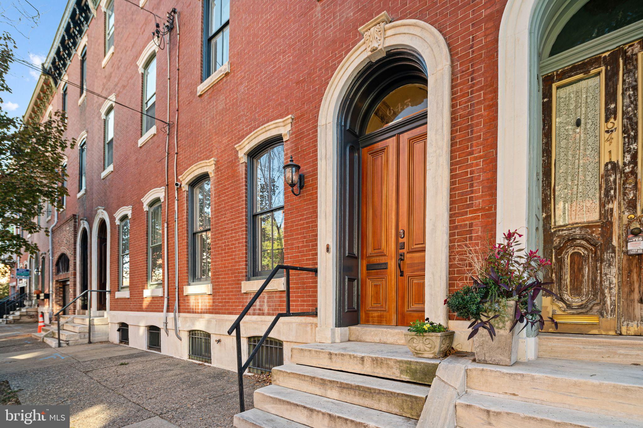 FAIRMOUNT - Residential