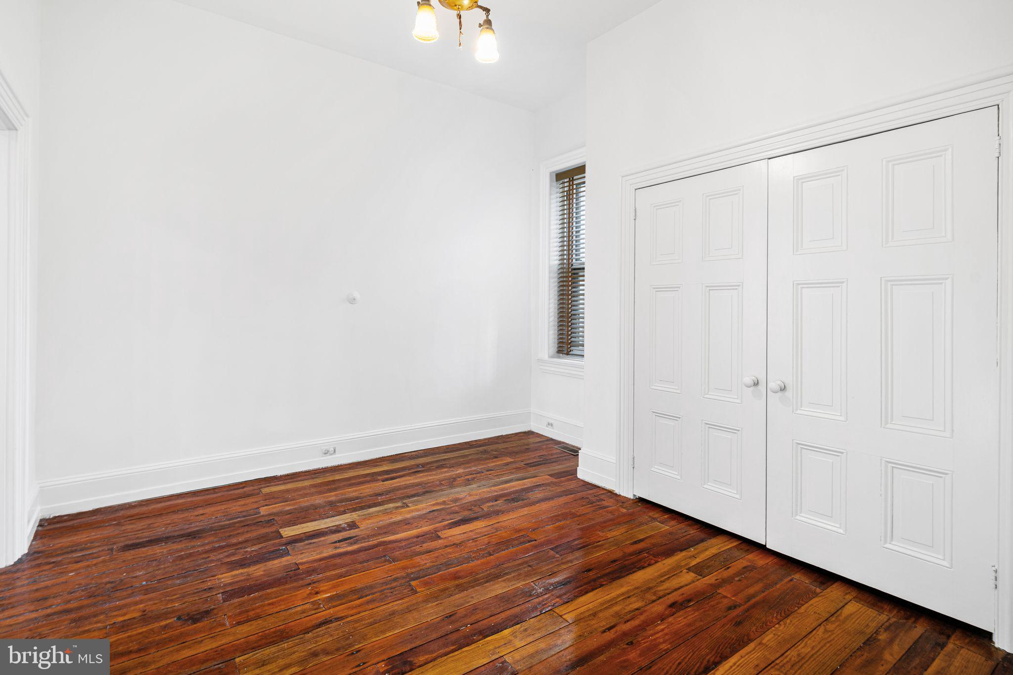 FAIRMOUNT - Residential