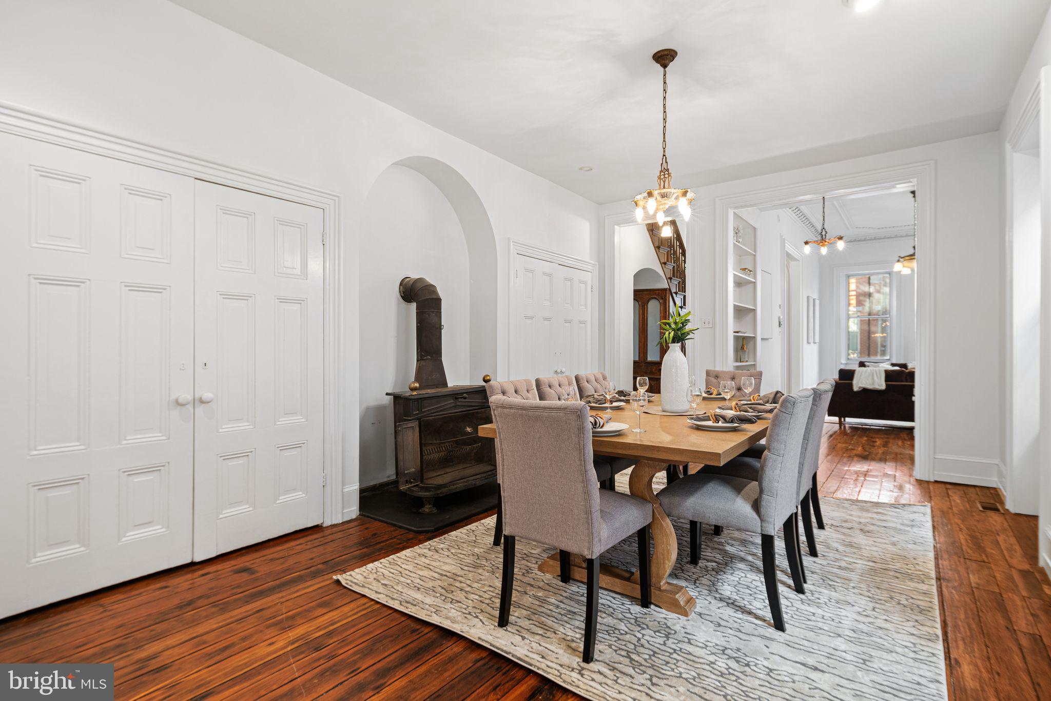 FAIRMOUNT - Residential