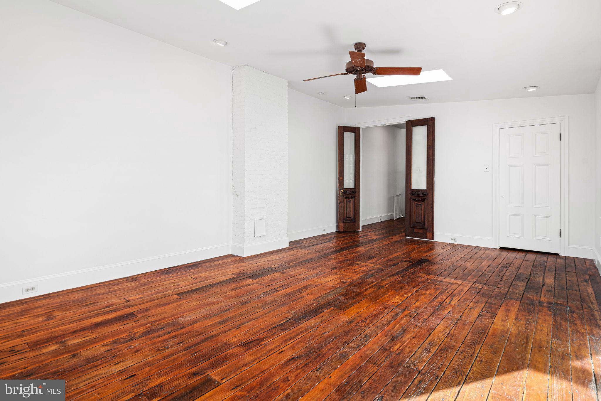 FAIRMOUNT - Residential