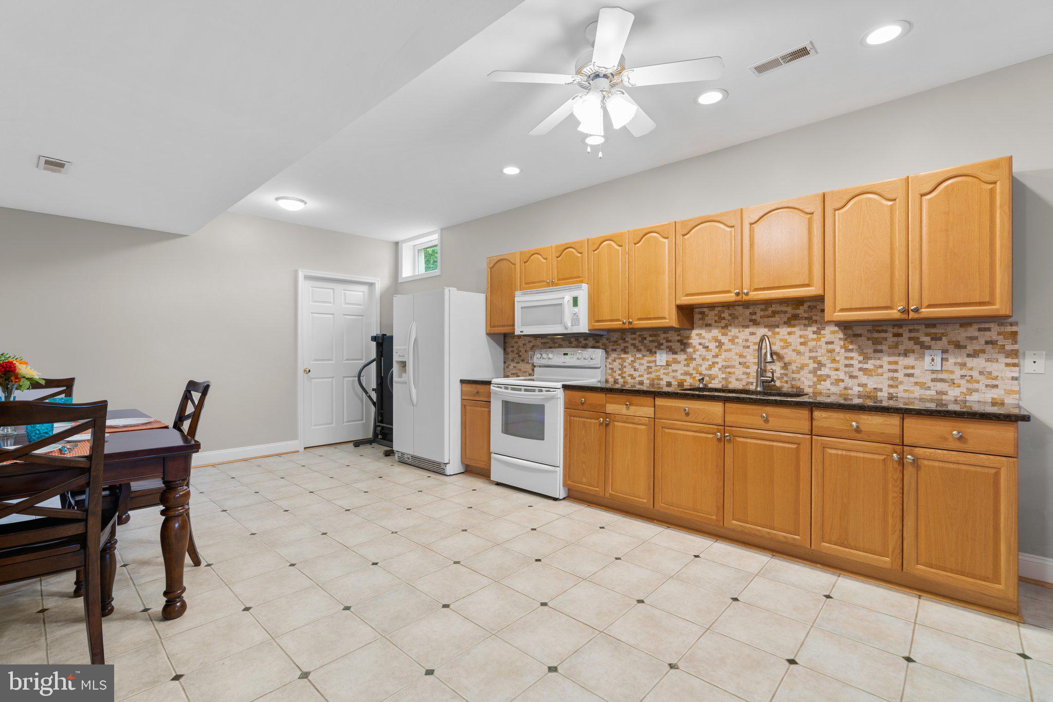 BELVEDERE BEACH/HARMONY - Residential