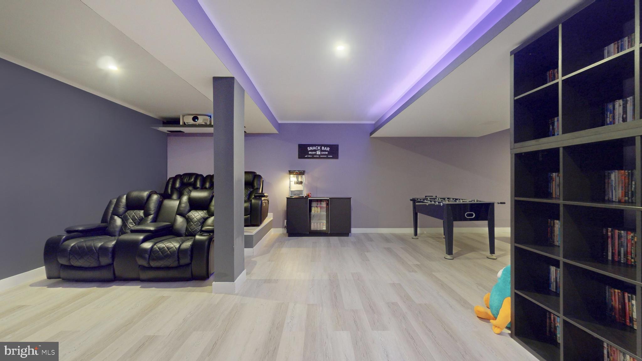 WATERFORD AT GARNET - Residential