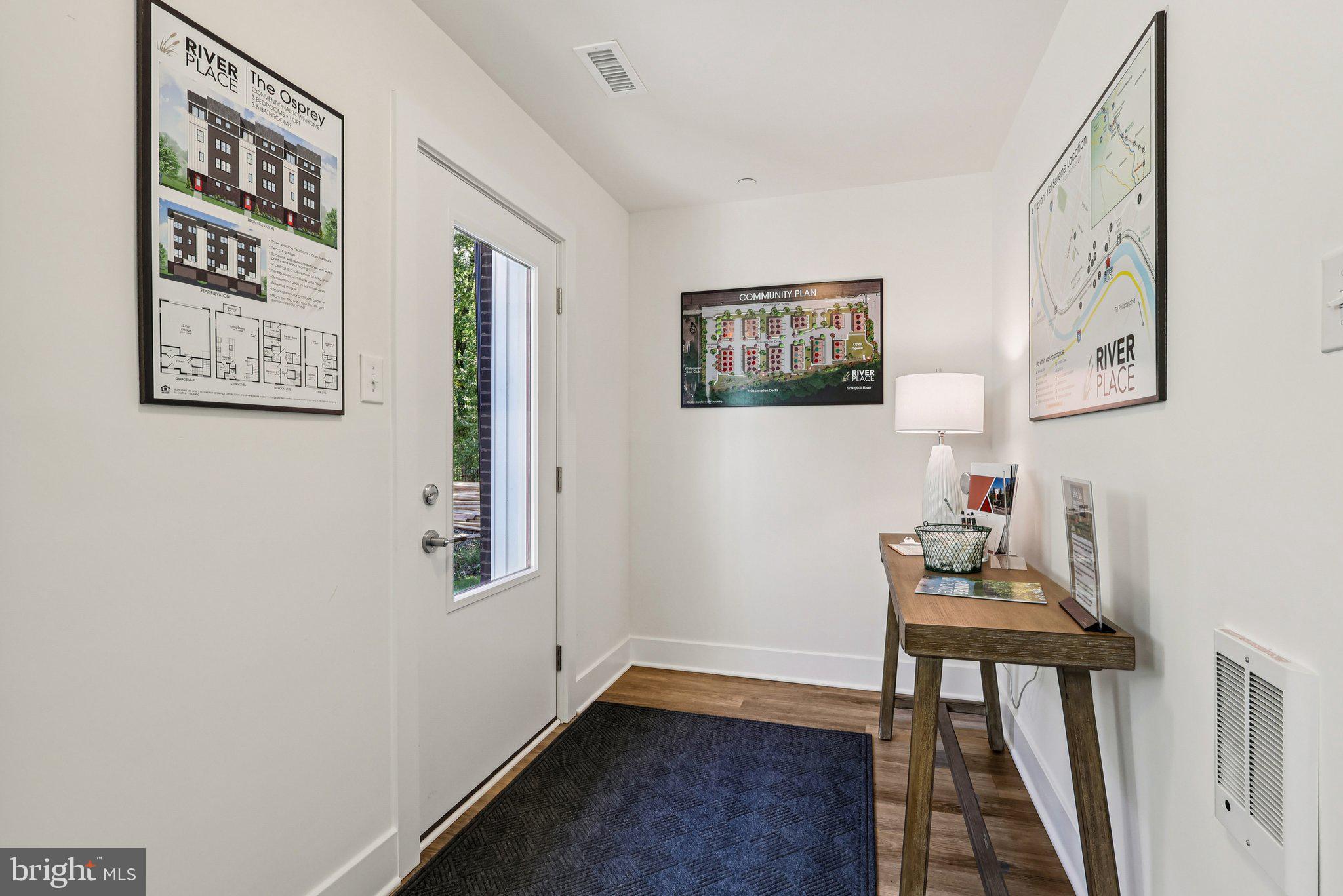 RIVER PLACE - Residential