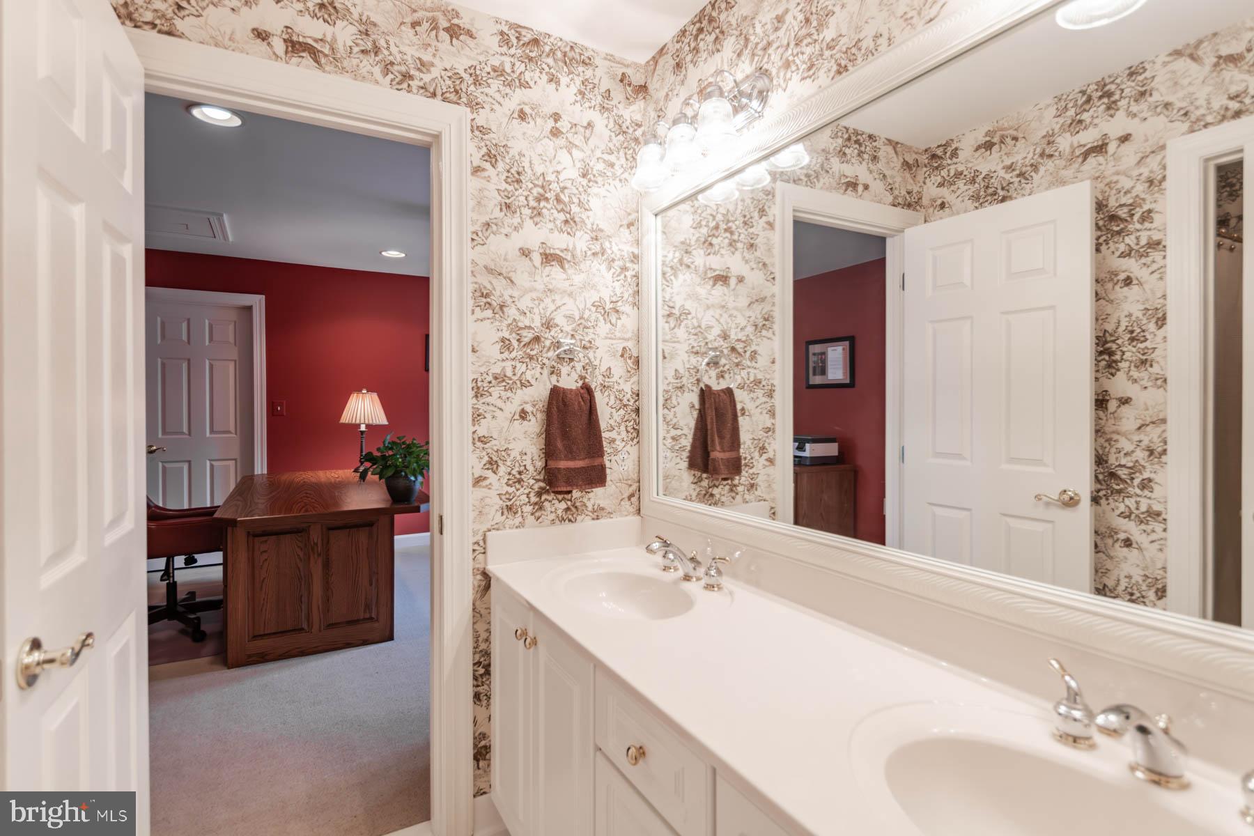 KINGS CLOISTER - Residential