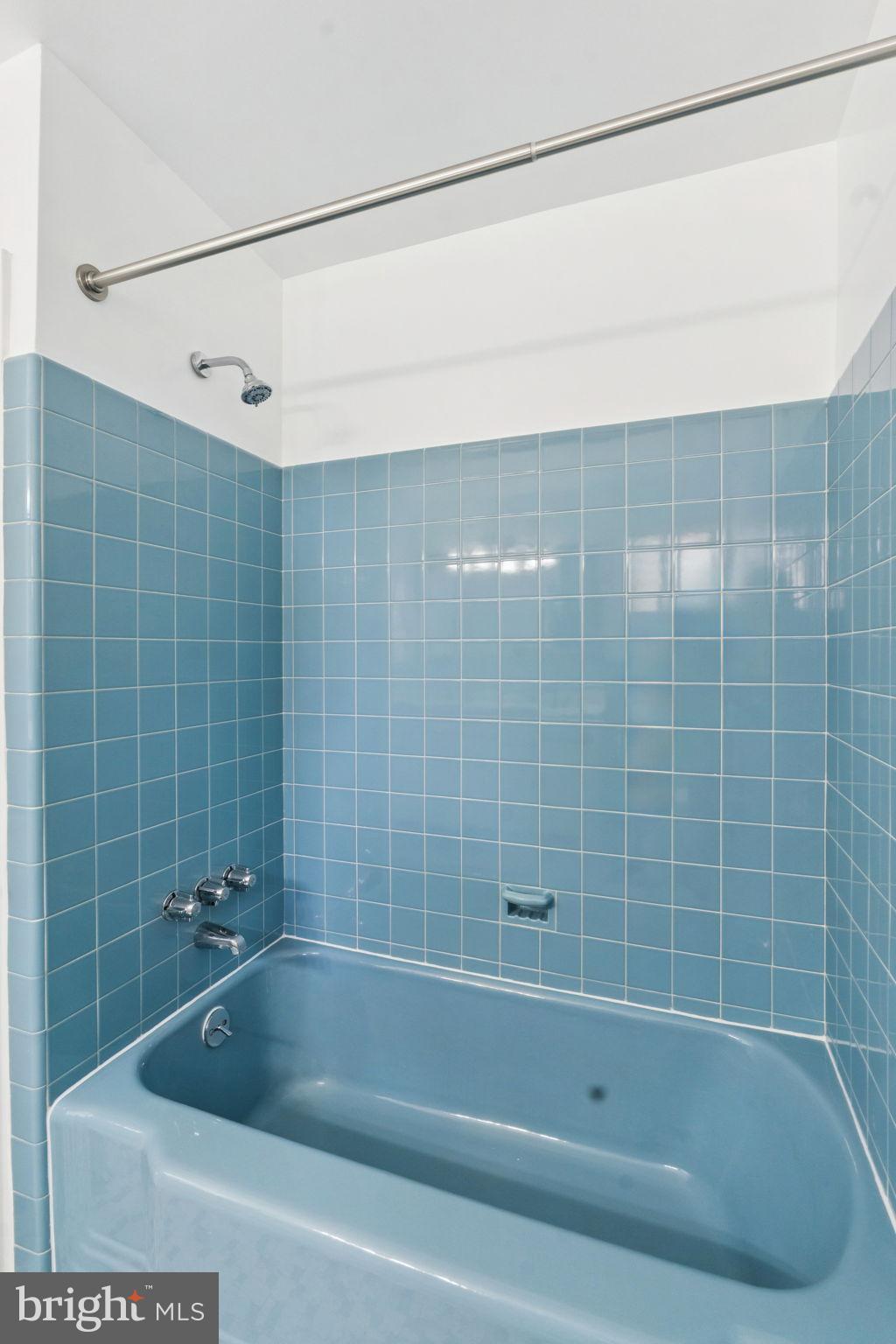 WYNNEWOOD - Residential Lease