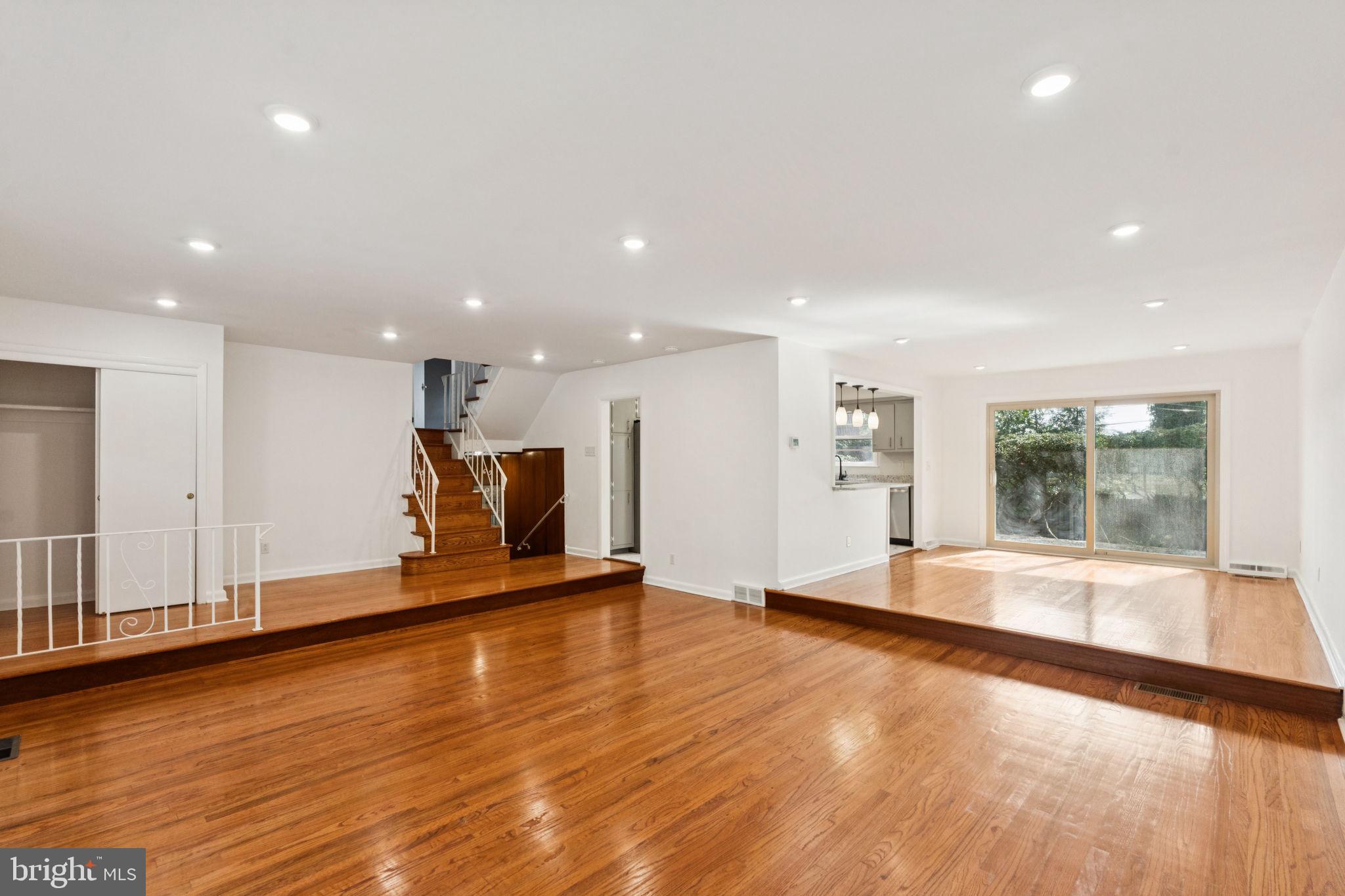 WYNNEWOOD - Residential Lease