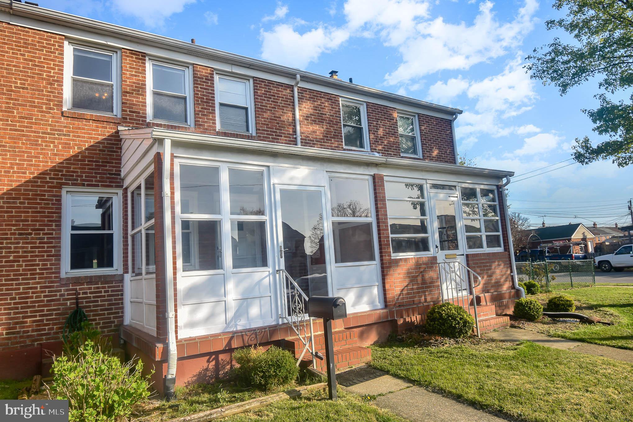 EASTWOOD - Residential Lease