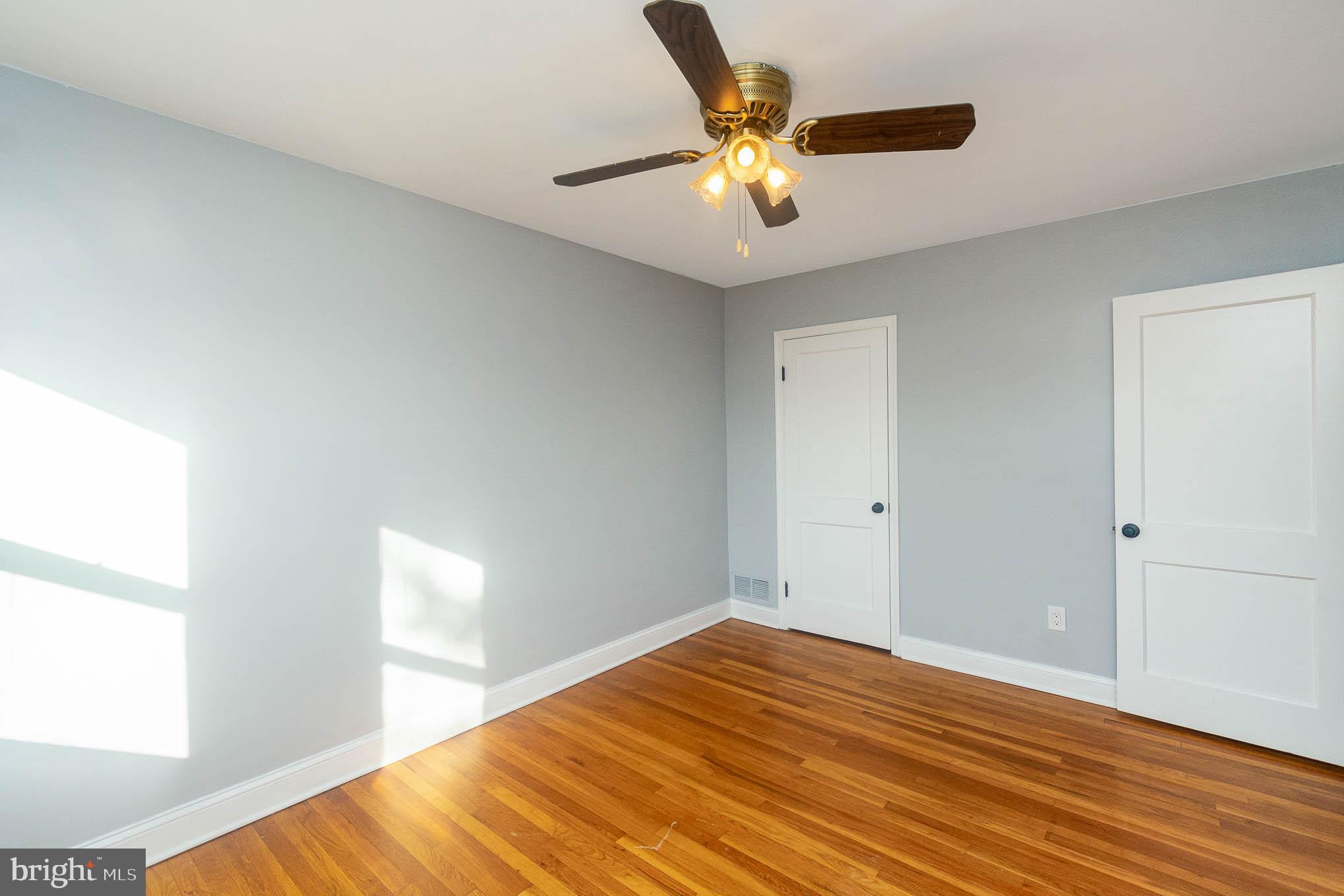 EASTWOOD - Residential Lease