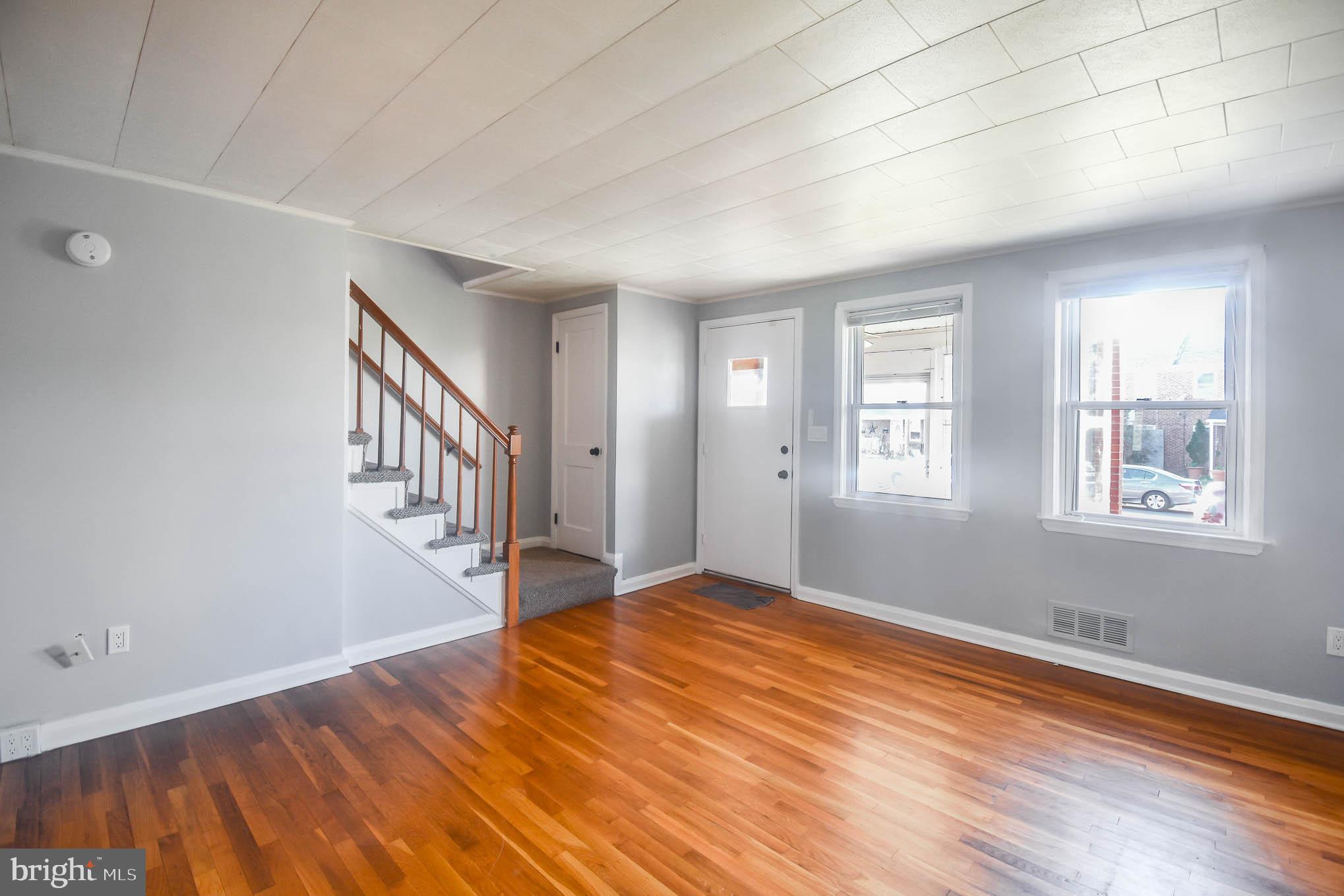 EASTWOOD - Residential Lease