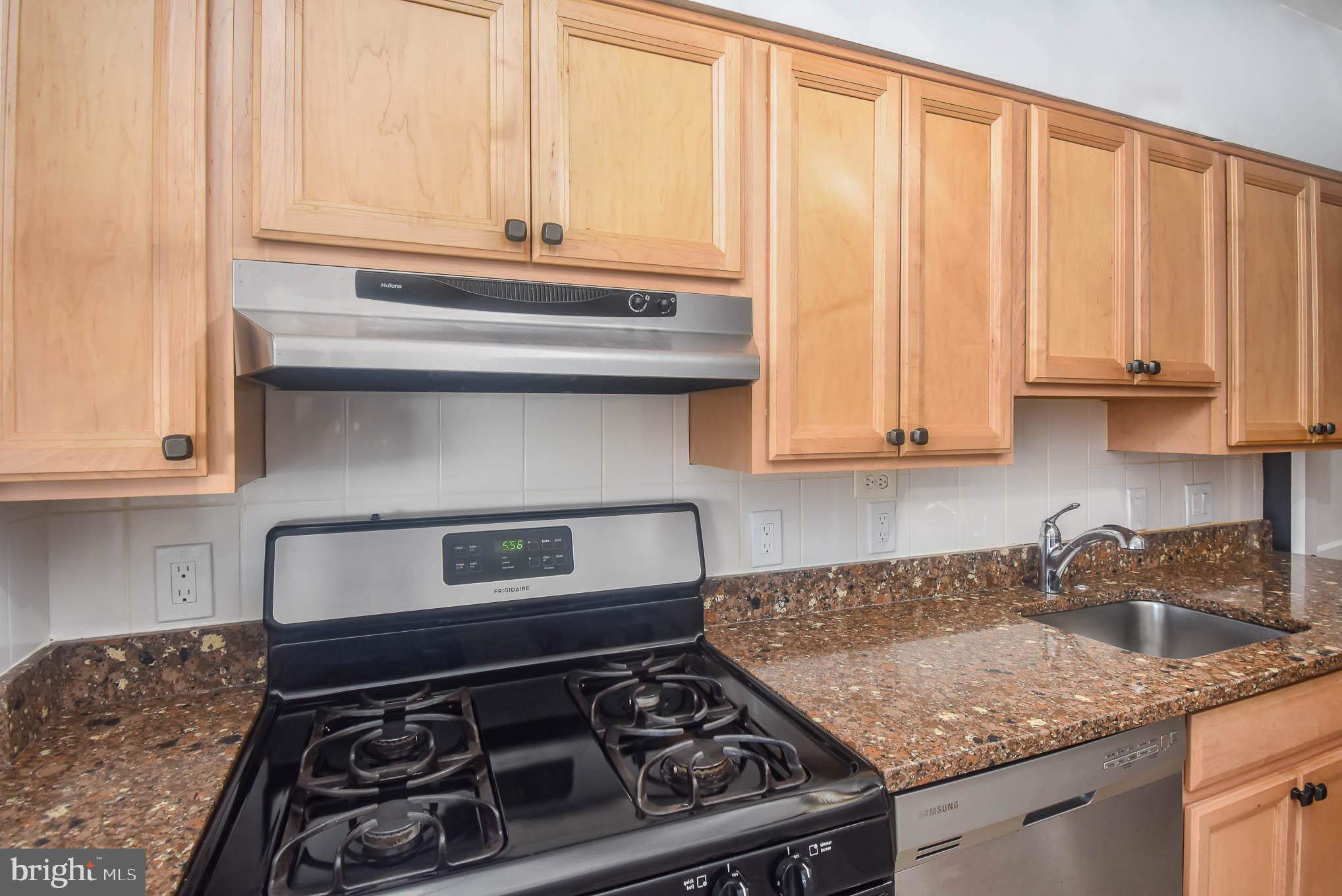 EASTWOOD - Residential Lease