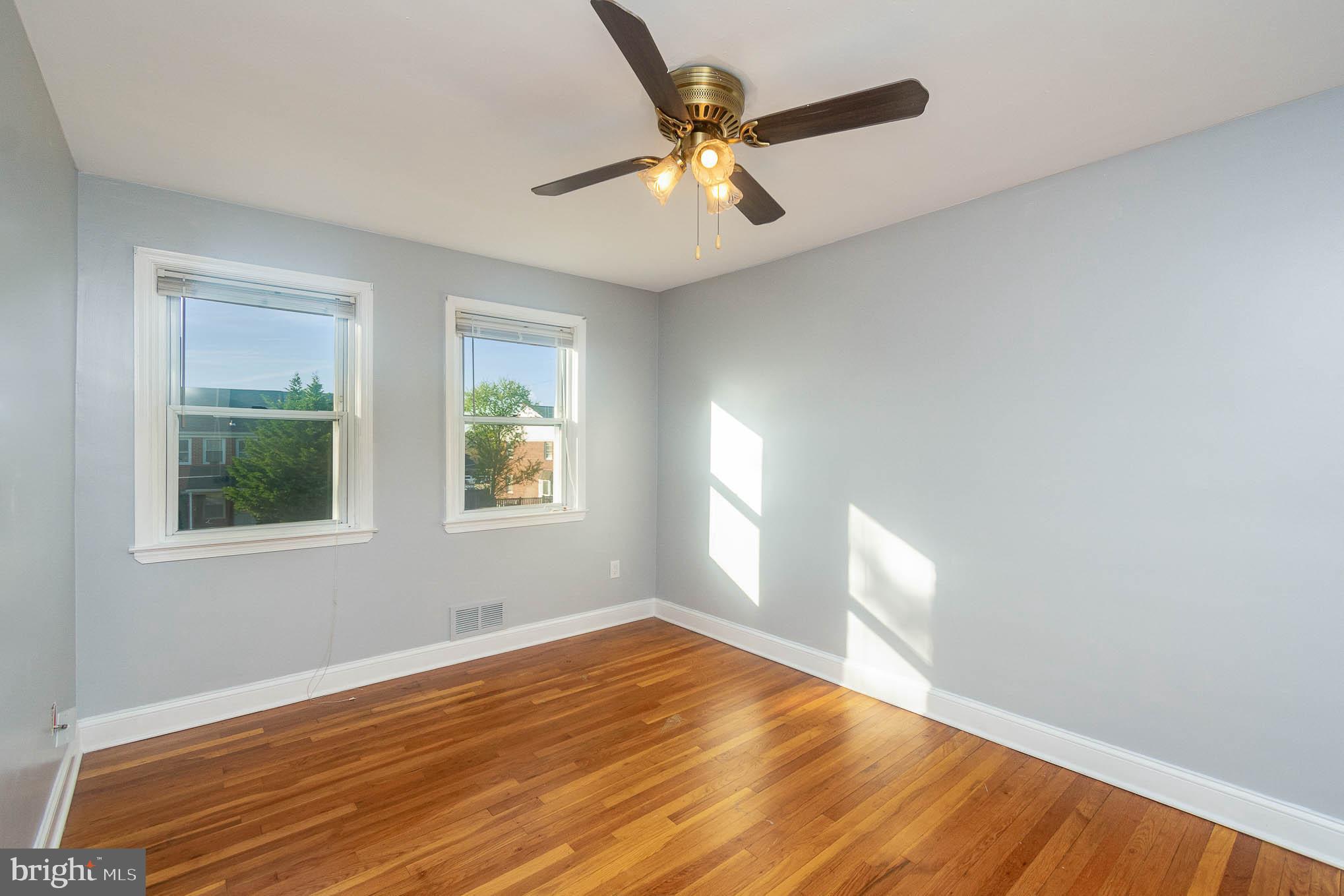 EASTWOOD - Residential Lease