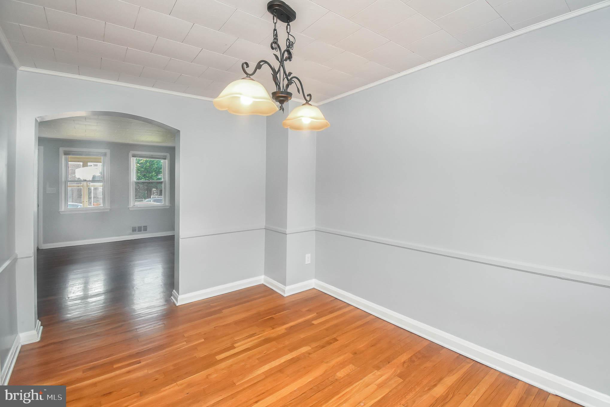 EASTWOOD - Residential Lease