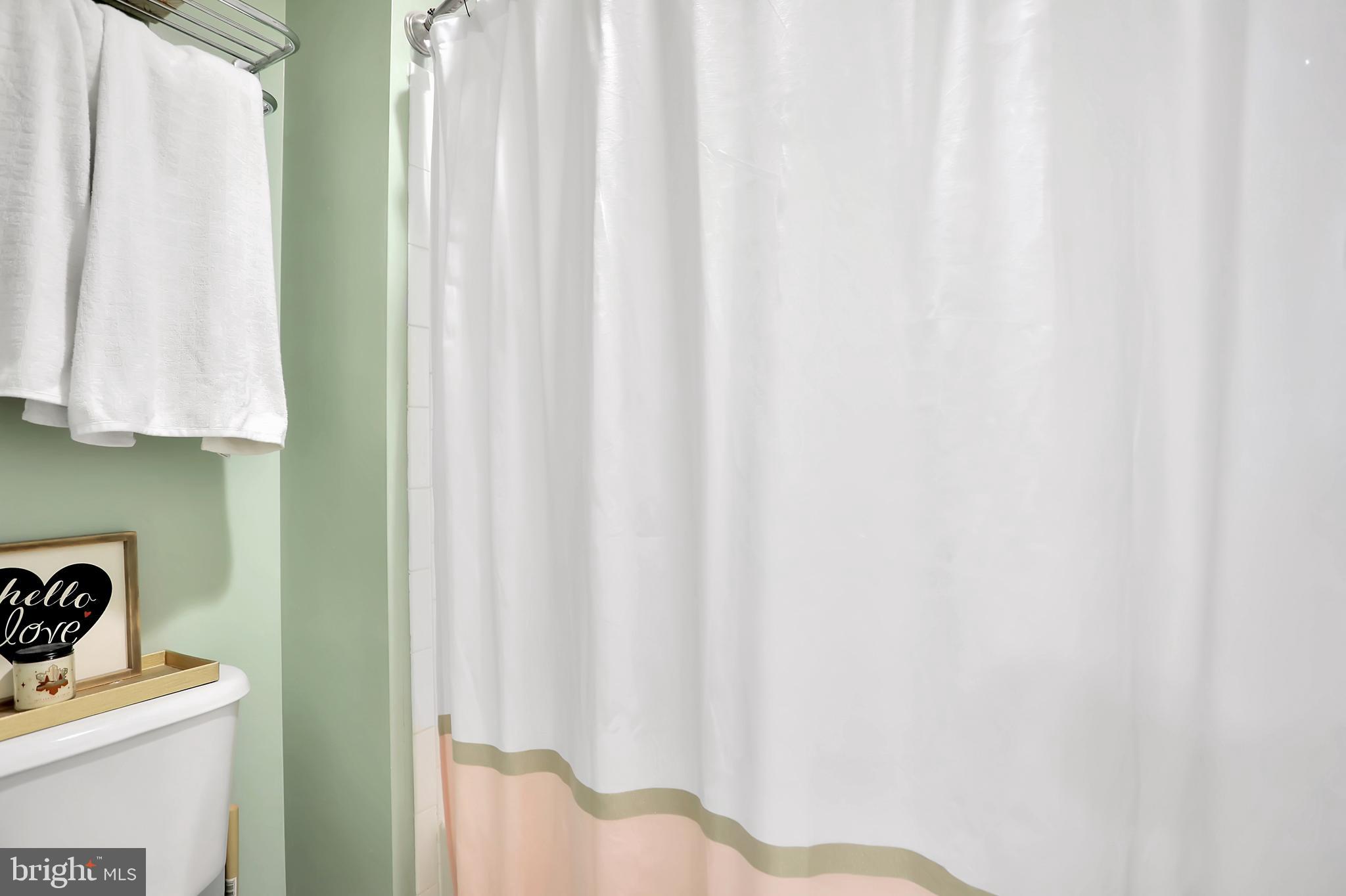 HUPPS RIDGE - Residential