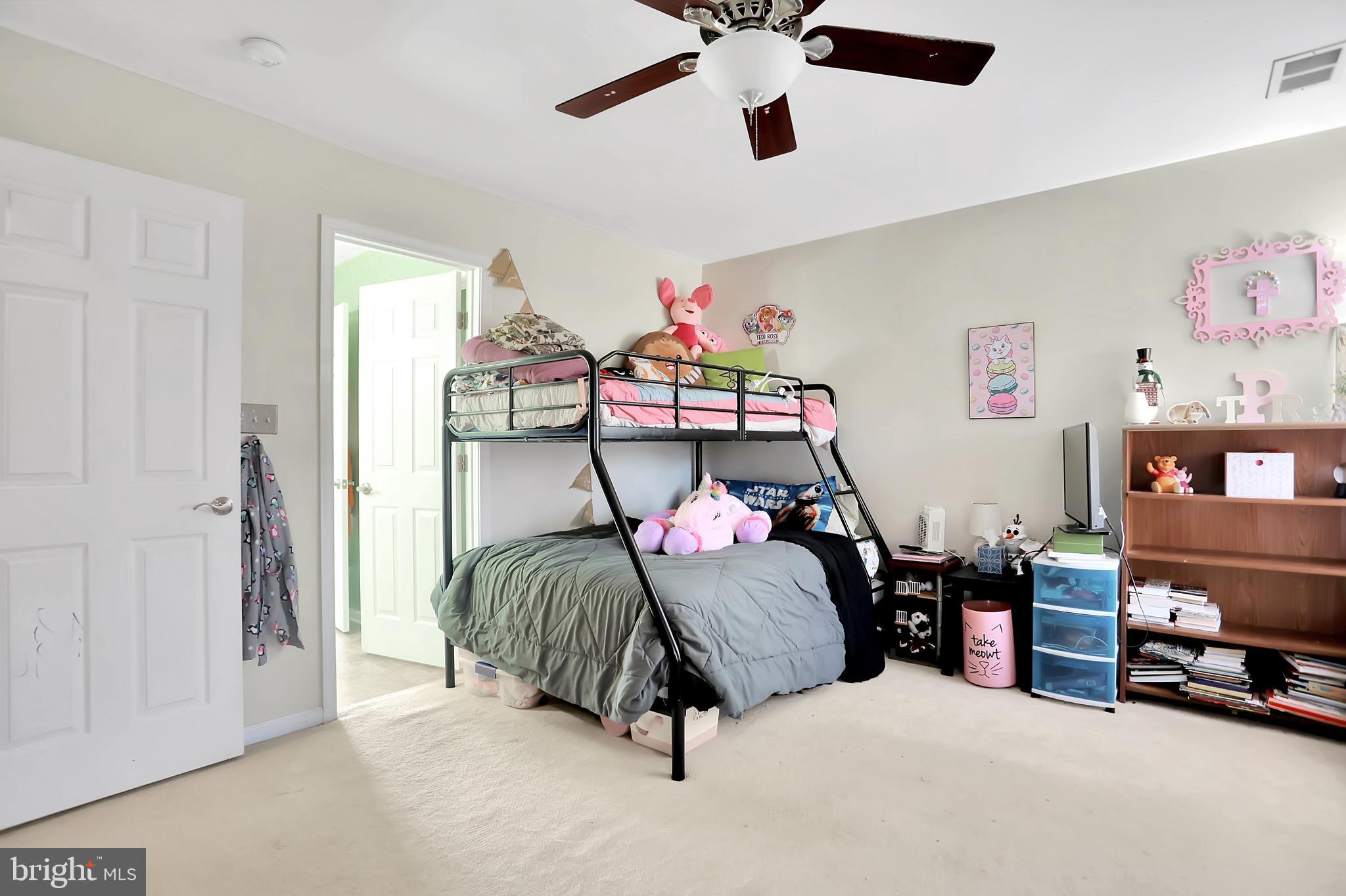 HUPPS RIDGE - Residential