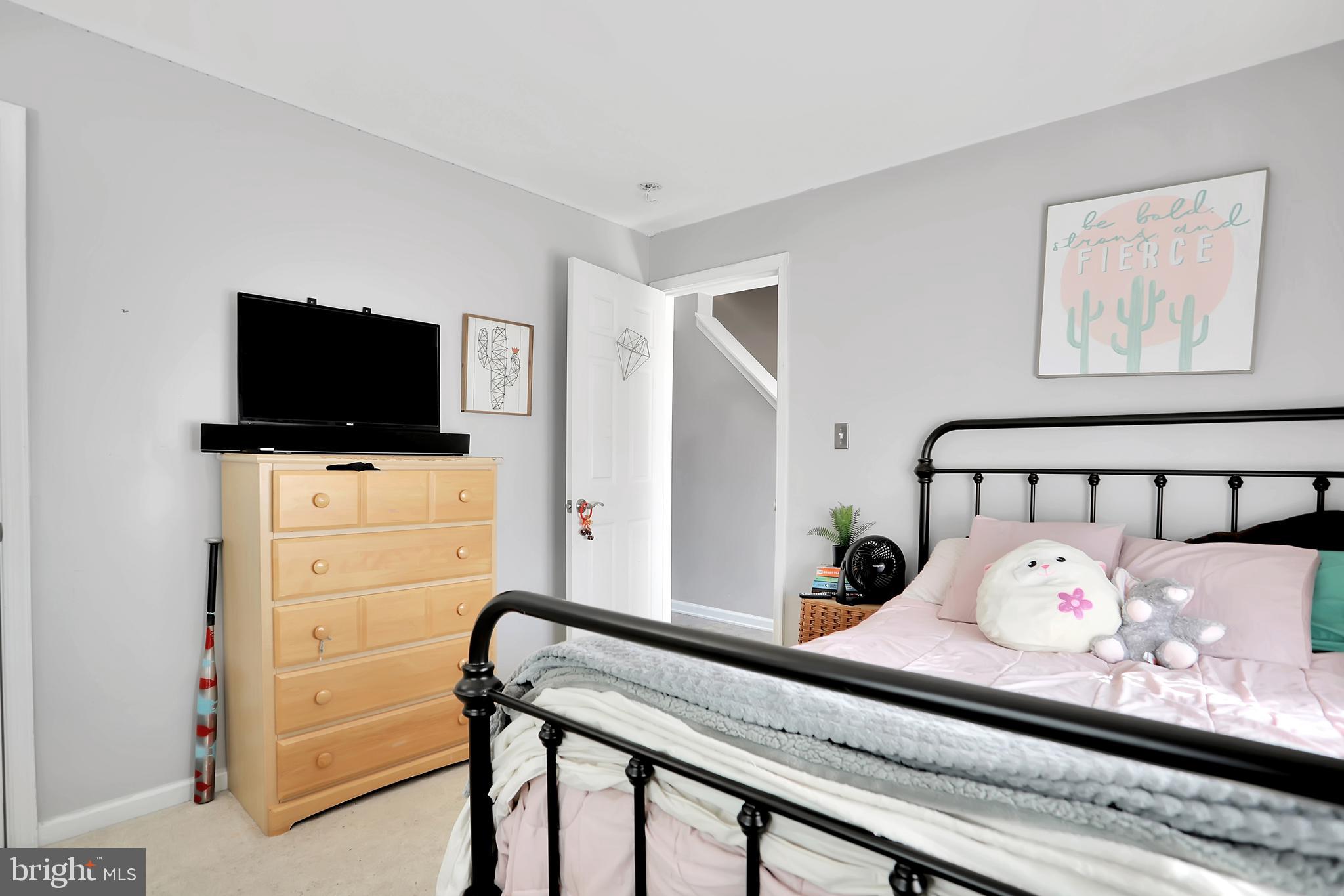 HUPPS RIDGE - Residential