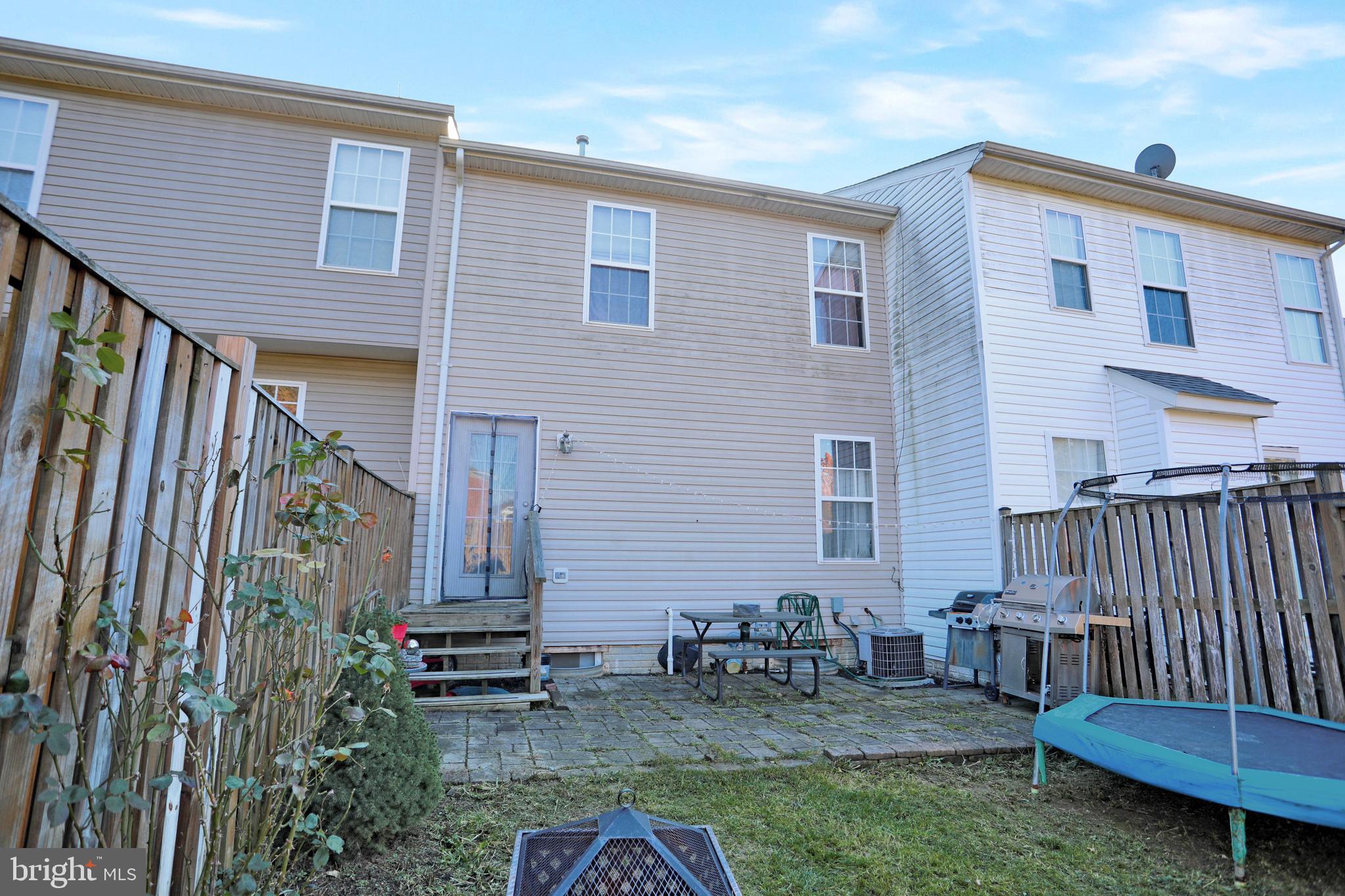 HUPPS RIDGE - Residential