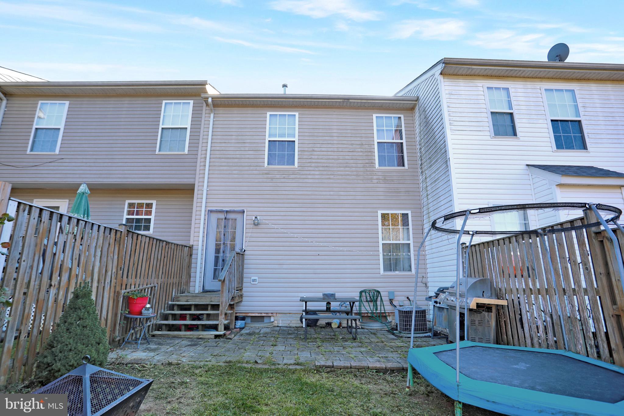 HUPPS RIDGE - Residential