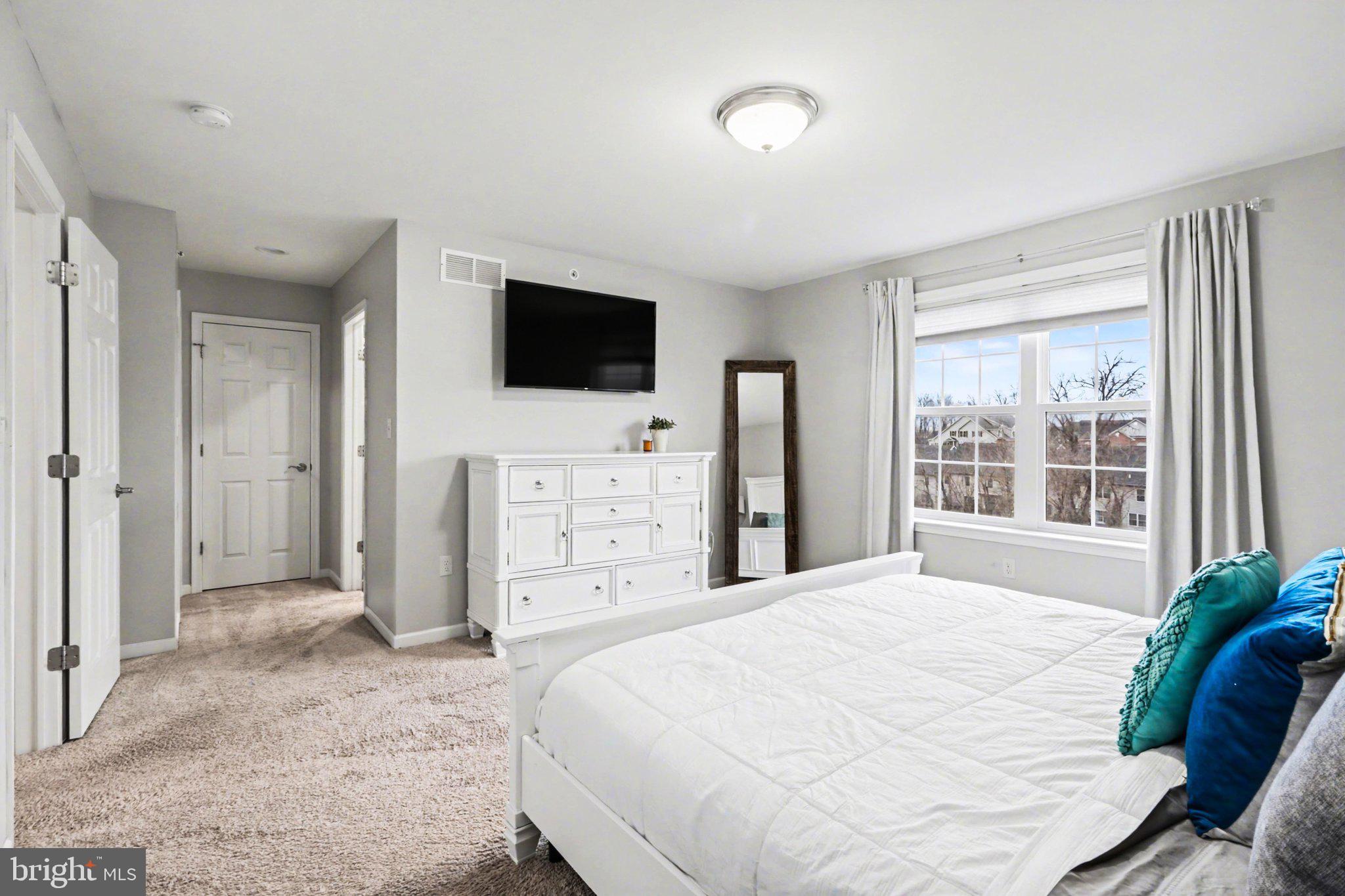 COURTS AT BRANDYWINE - Residential