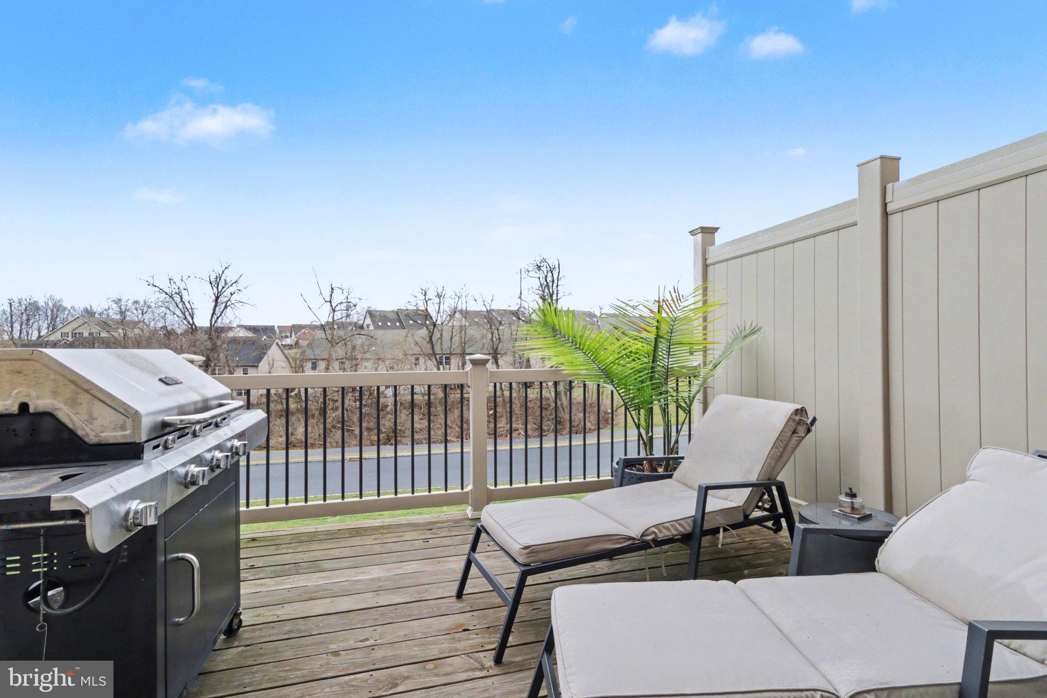 COURTS AT BRANDYWINE - Residential