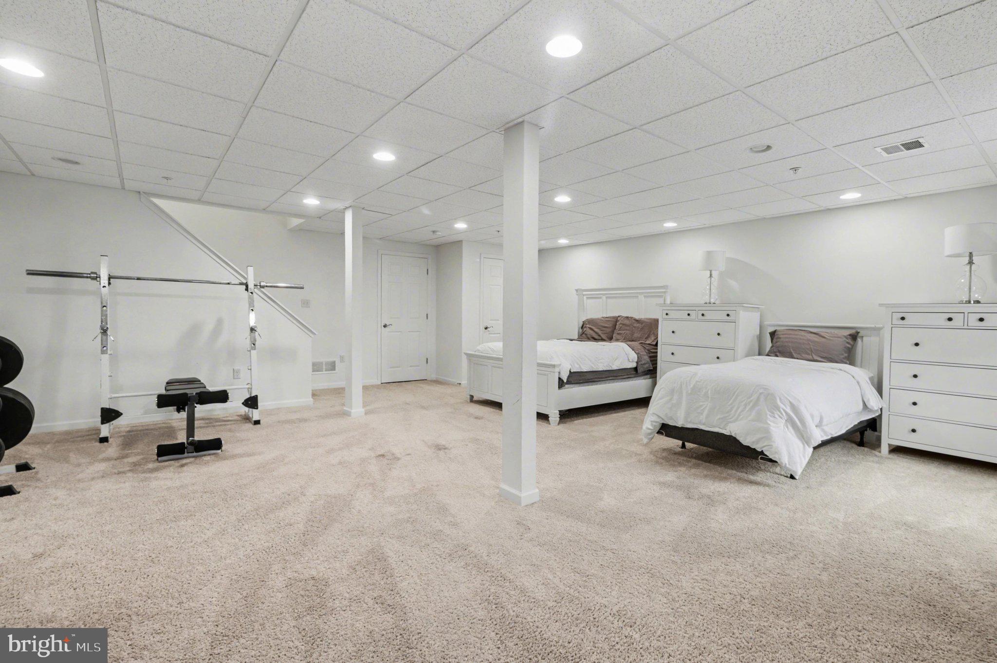 COURTS AT BRANDYWINE - Residential