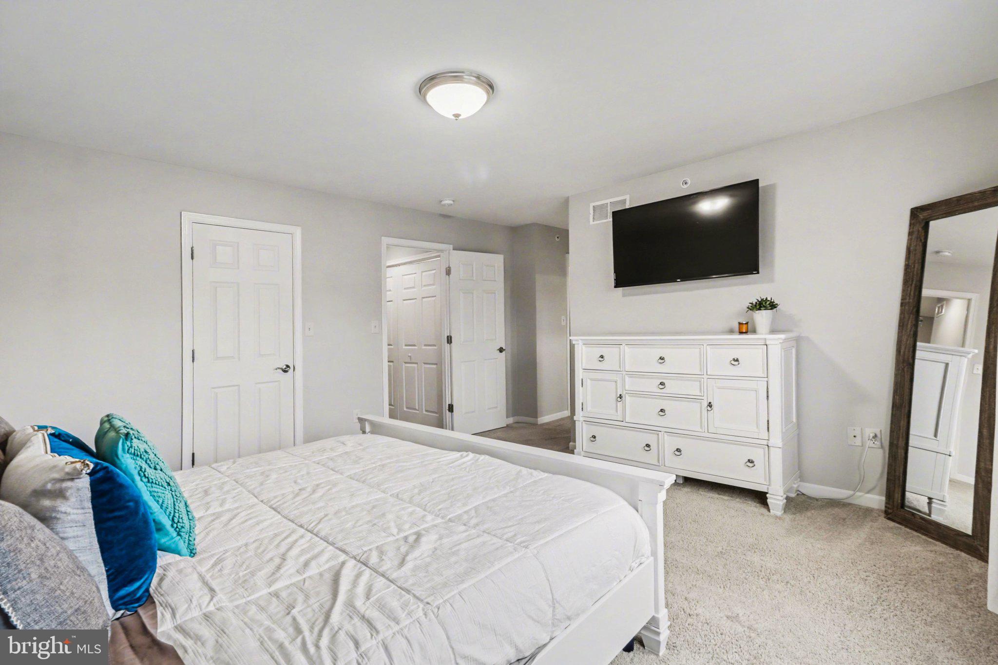 COURTS AT BRANDYWINE - Residential