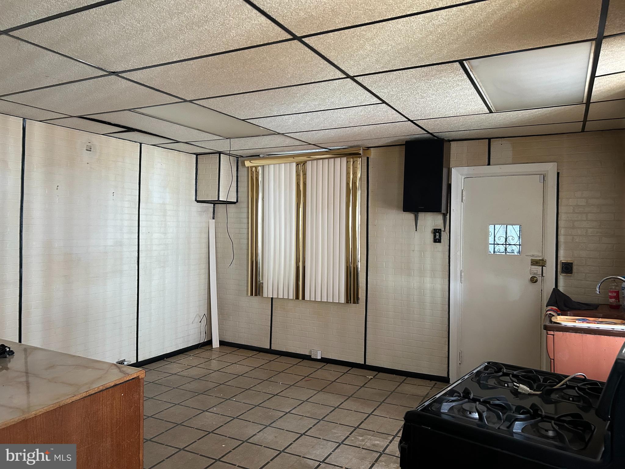 WEST PHILADELPHIA - Residential