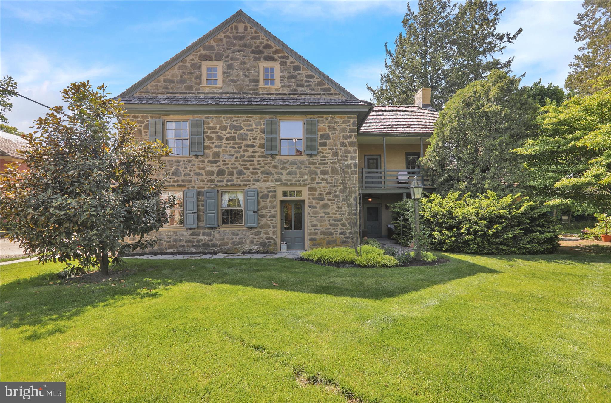 27 E MAIN STREET