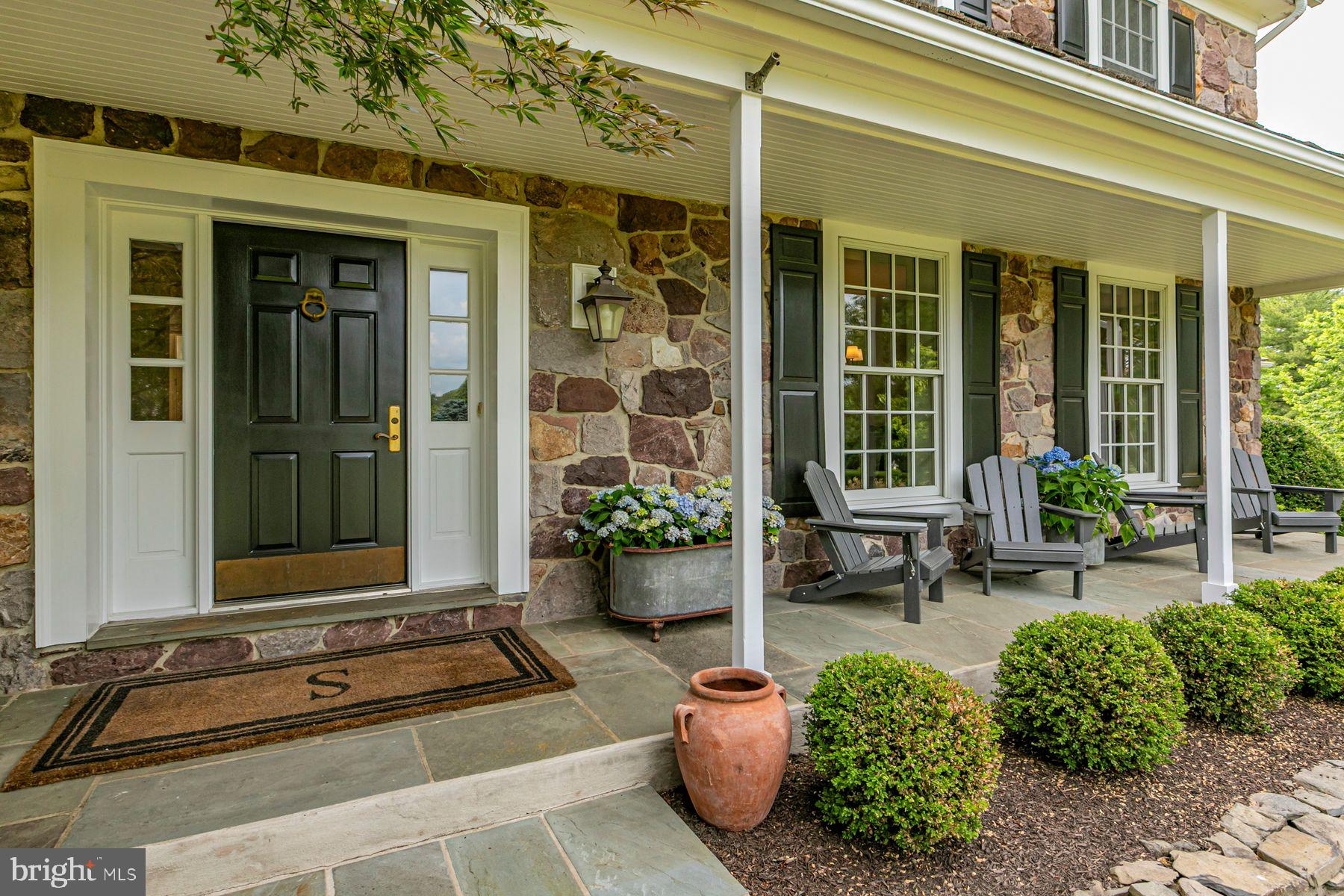 12 CRESTWOOD CIRCLE