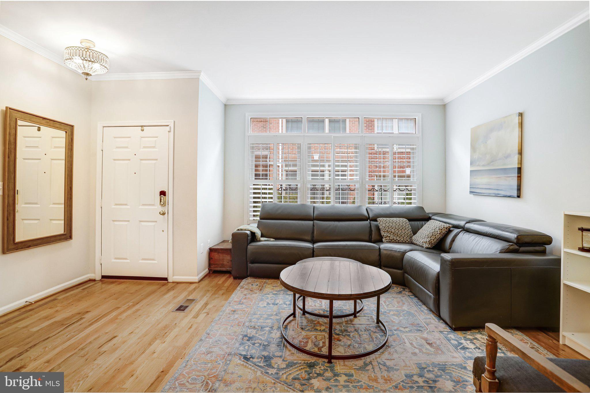 1505 N COLONIAL TERRACE D